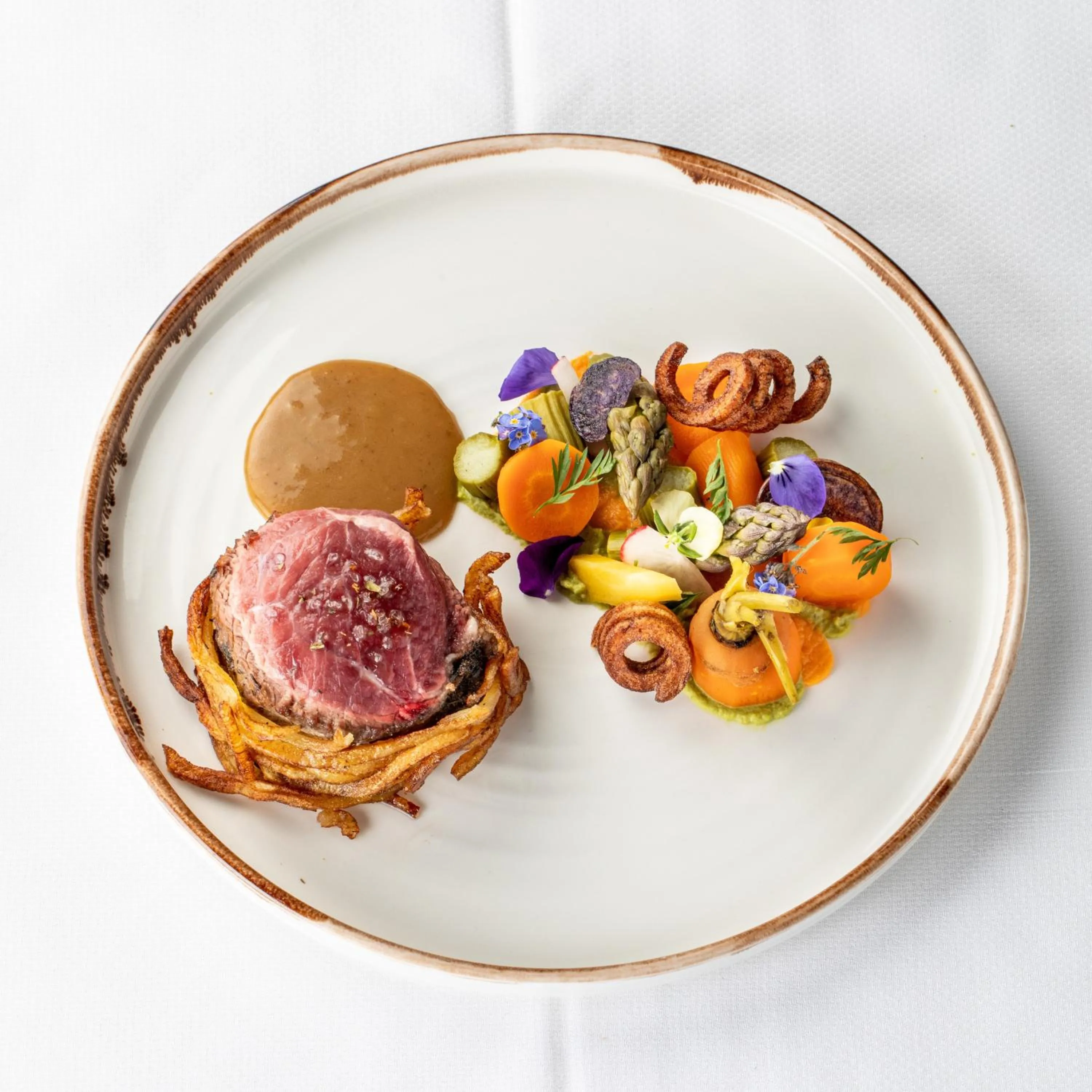 Restaurant/places to eat in Le Bailliage Hôtel & Spa