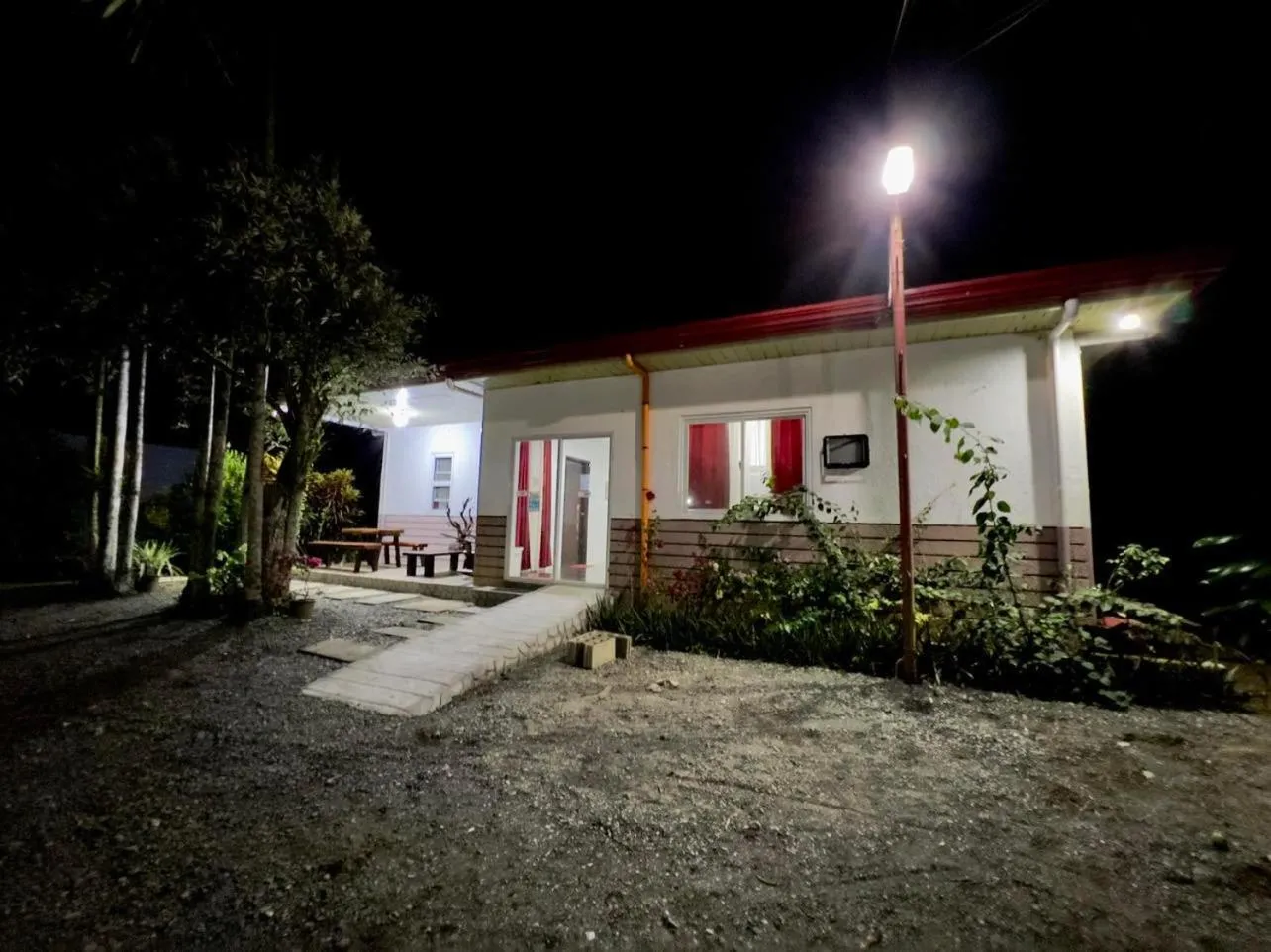 Night in Batis ni Juan Leisureland