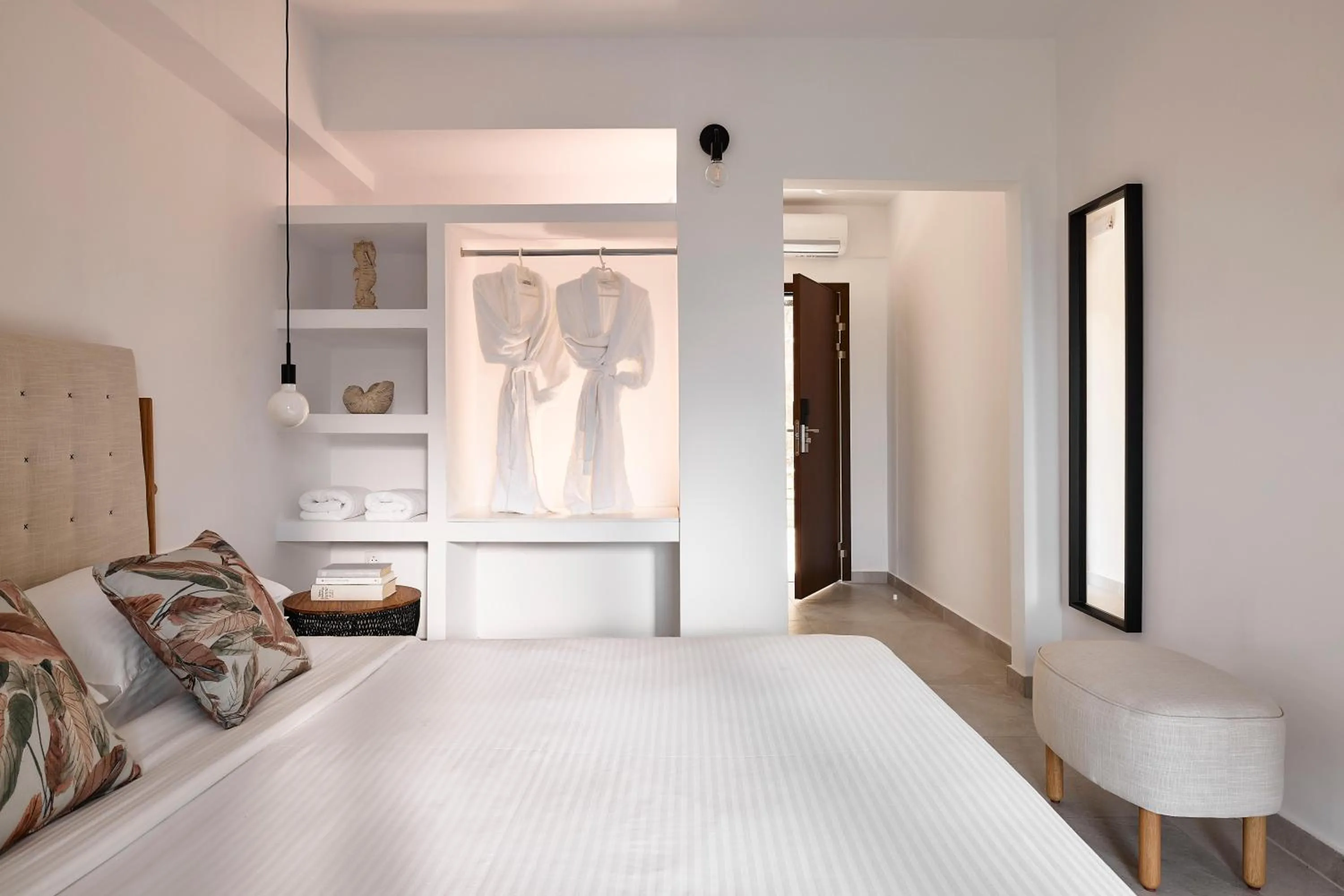 Bed in Glavas Inn Hotel