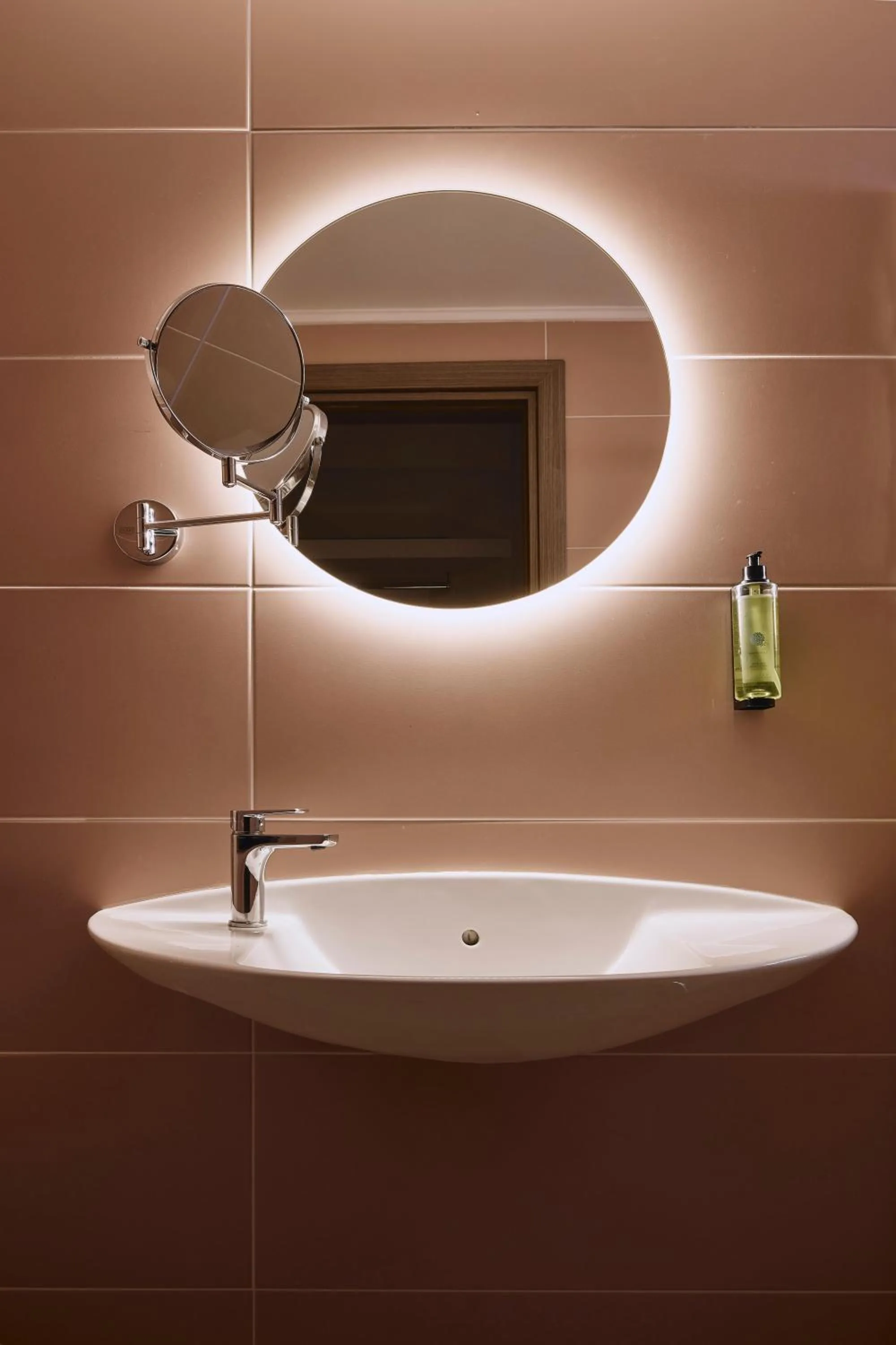 Bathroom in Glavas Inn Hotel