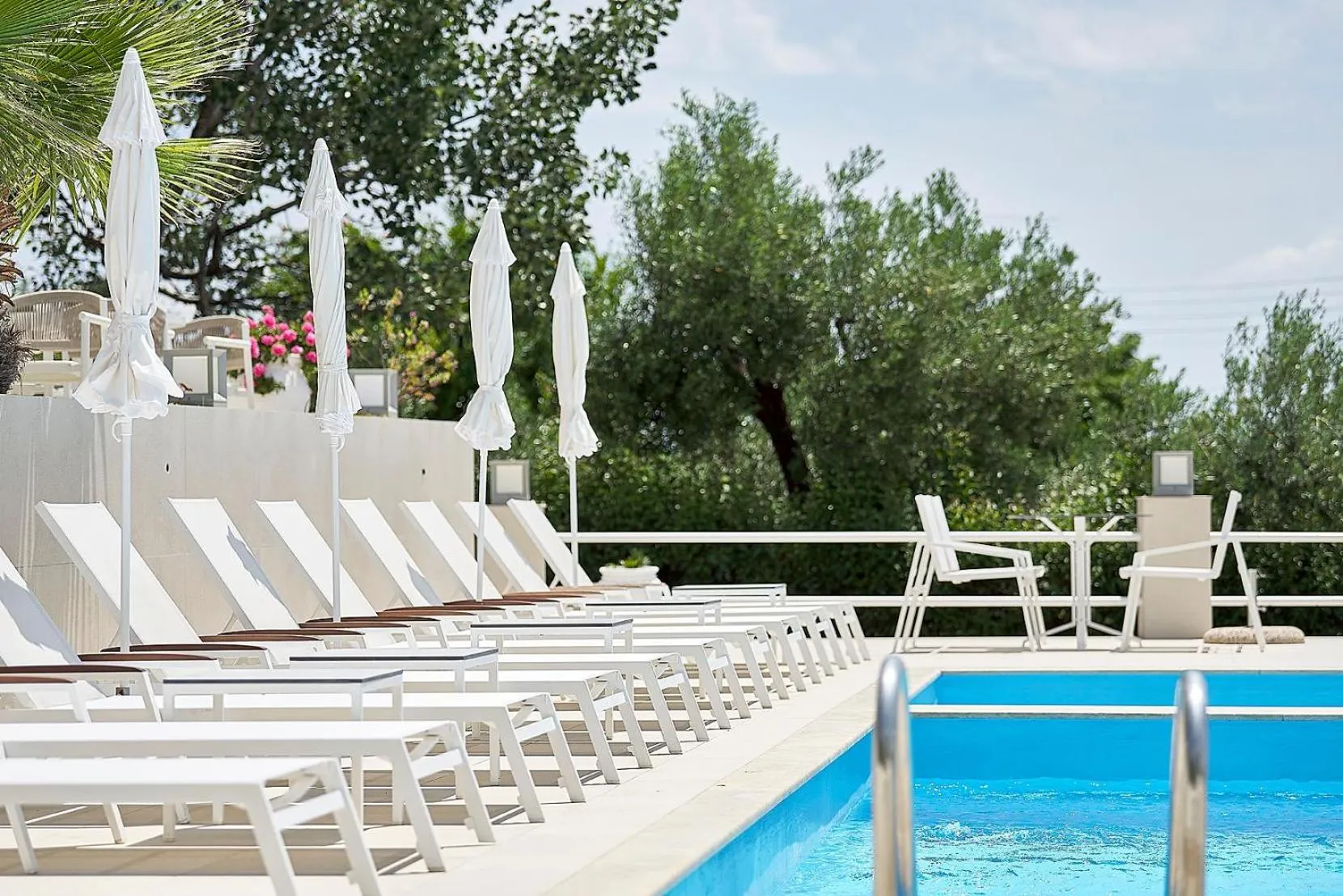 Swimming pool in Glavas Inn Hotel