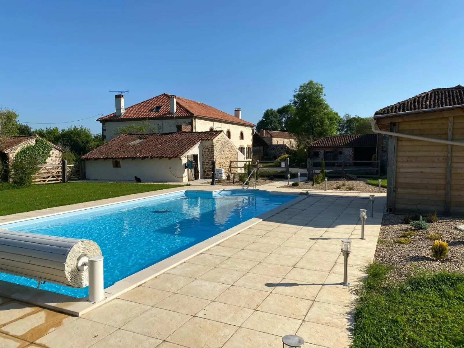 Swimming pool in L'Envers