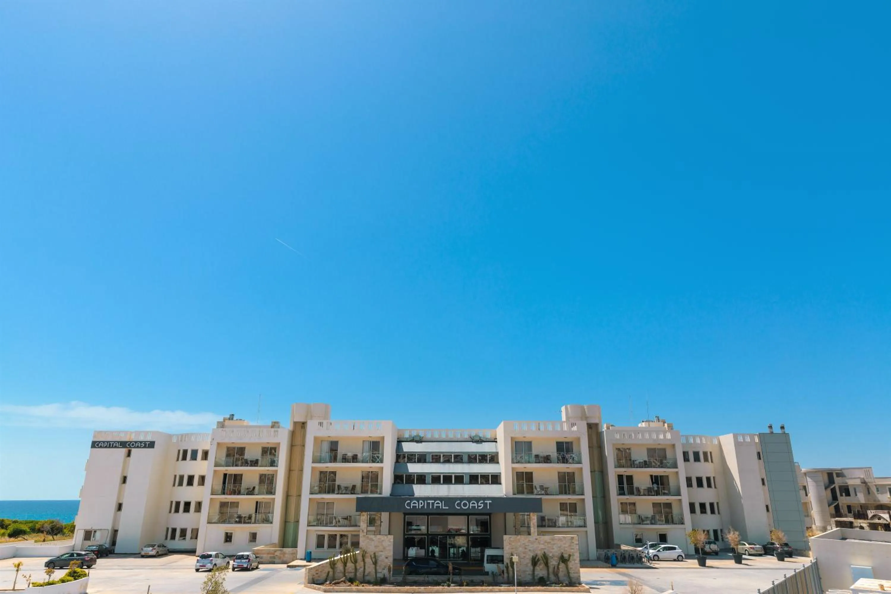 Property building in Blue Lagoon Kosher Hotel (by Capital Coast Resort & Spa)