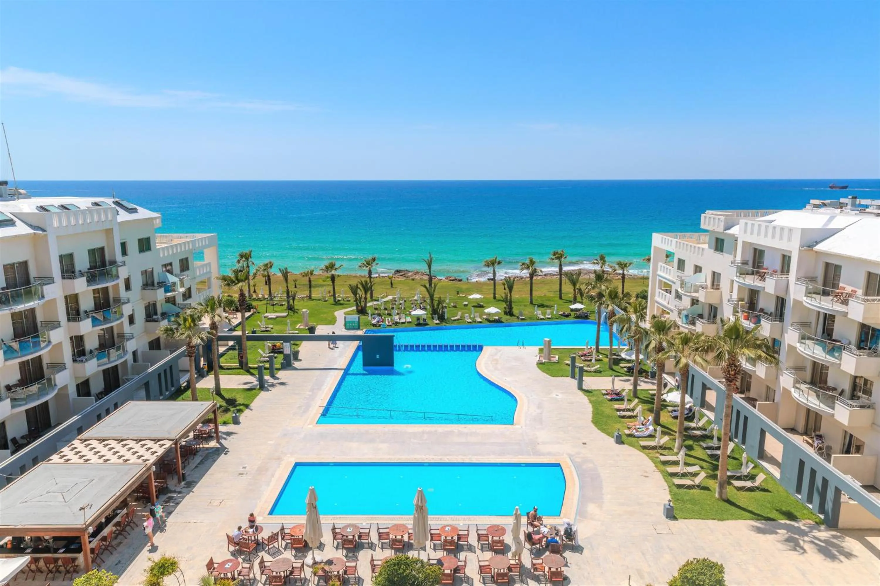 Pool view in Blue Lagoon Kosher Hotel (by Capital Coast Resort & Spa)