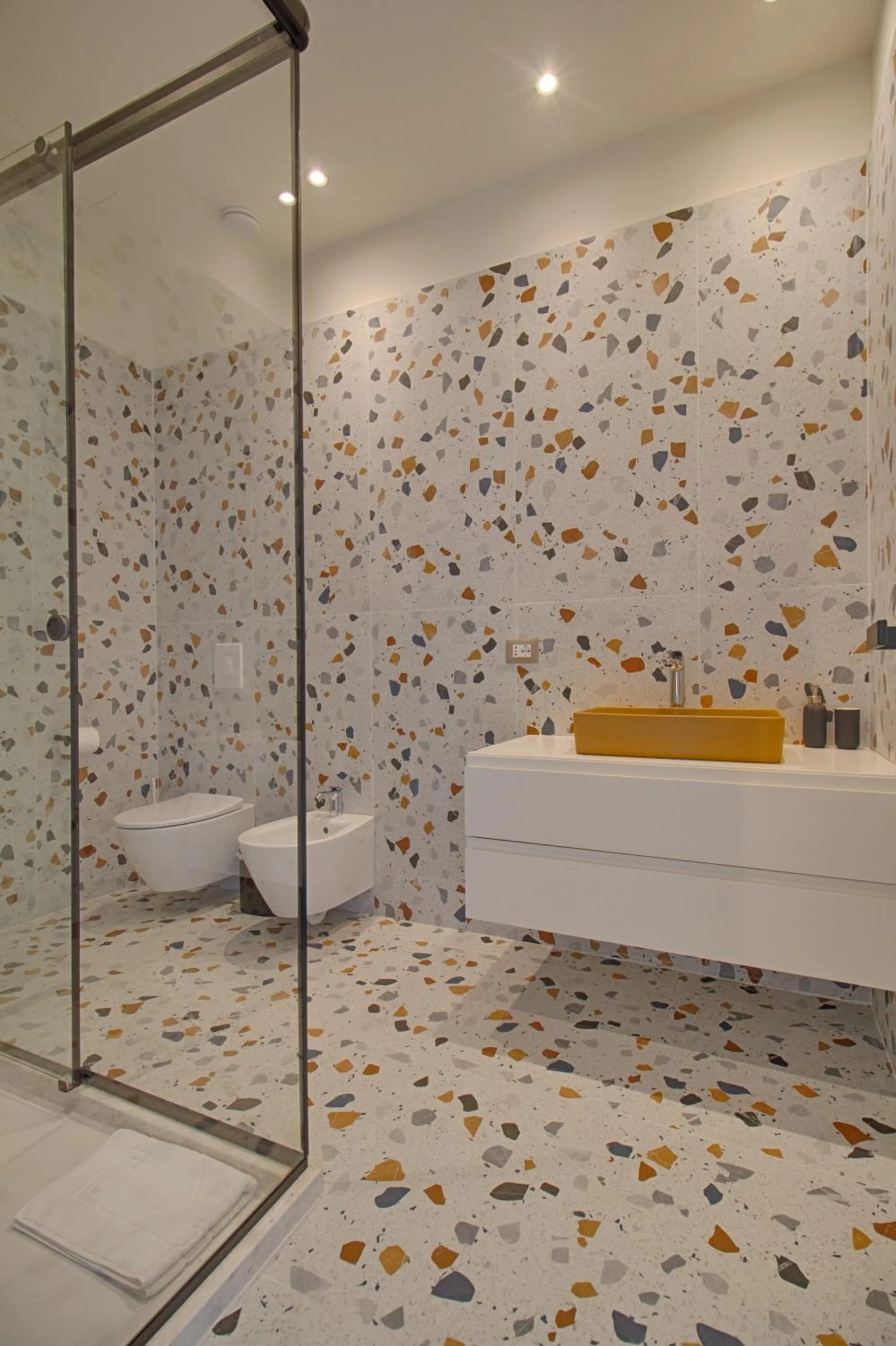 Shower in The Rooms Serviced Apartments Tirana