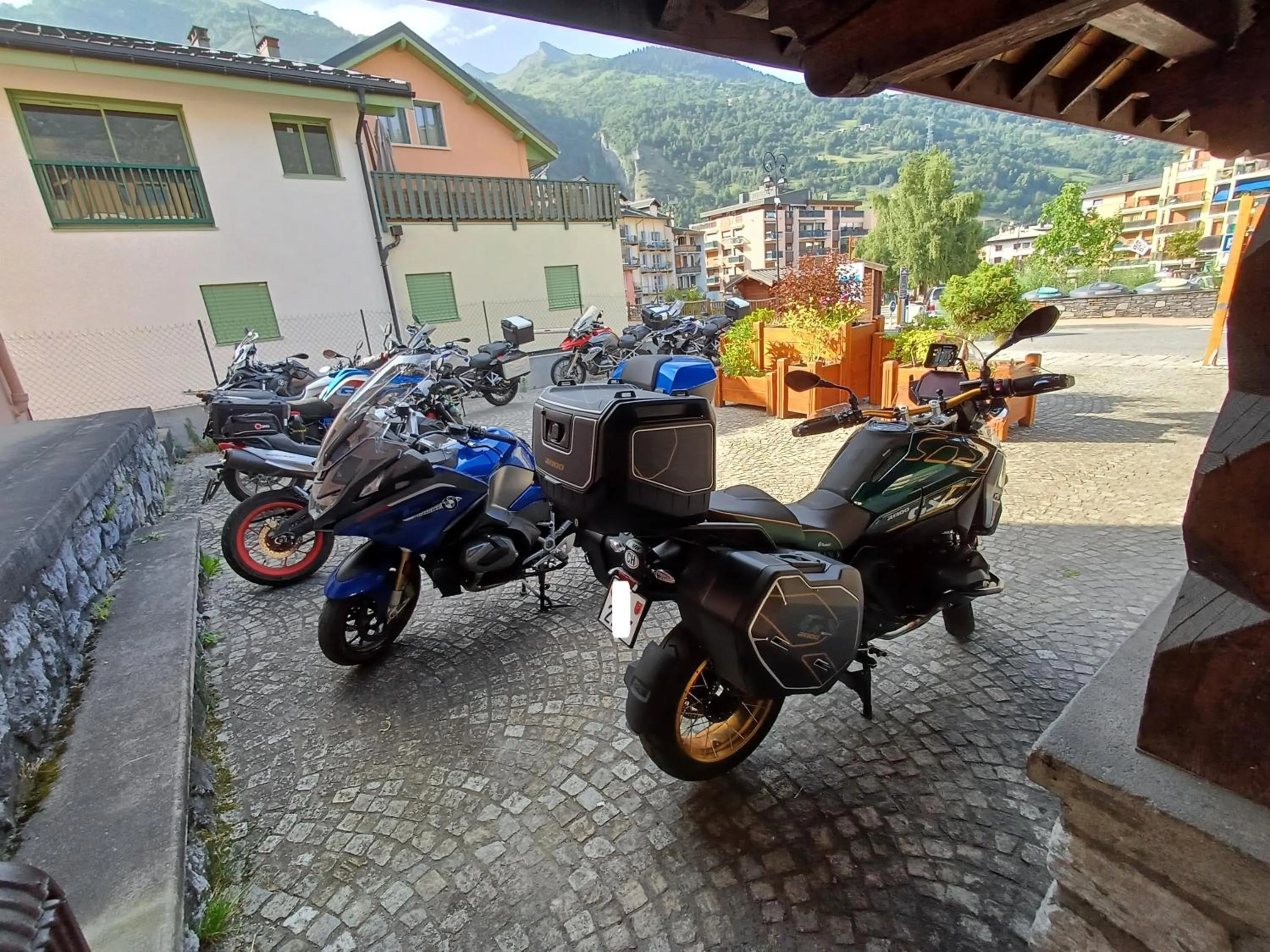 Parking in Hôtel Arolla