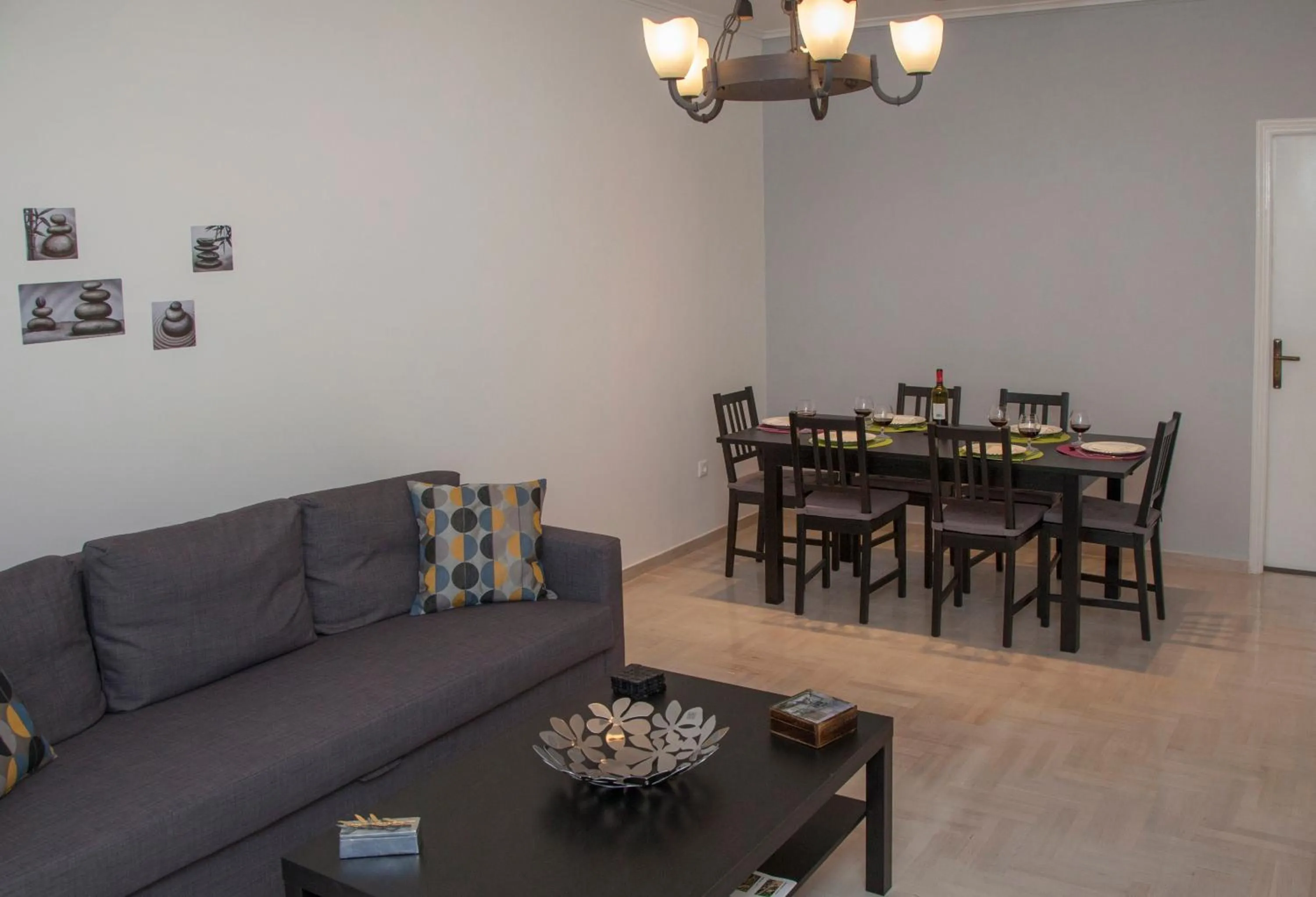 Living room in Athens Jem near the Archaeological Museum by GHH