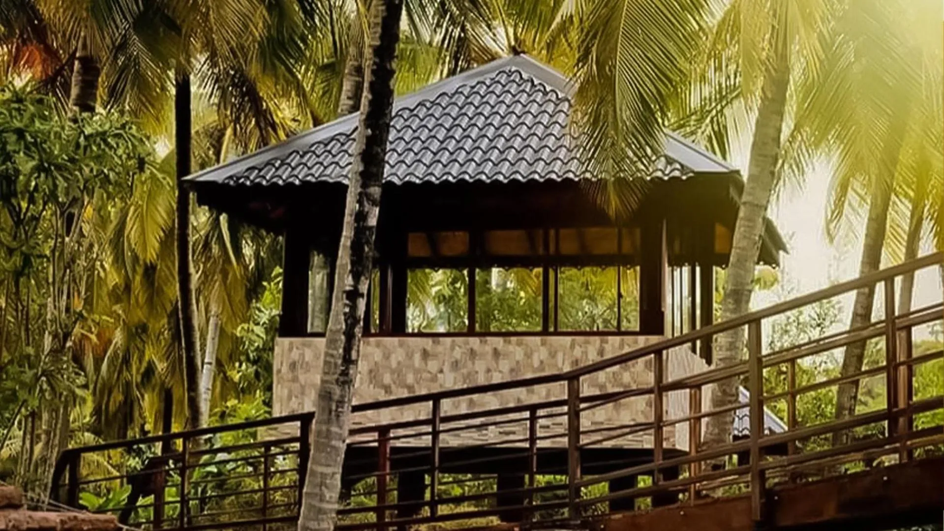 Facade/entrance in Silver crown nature resort