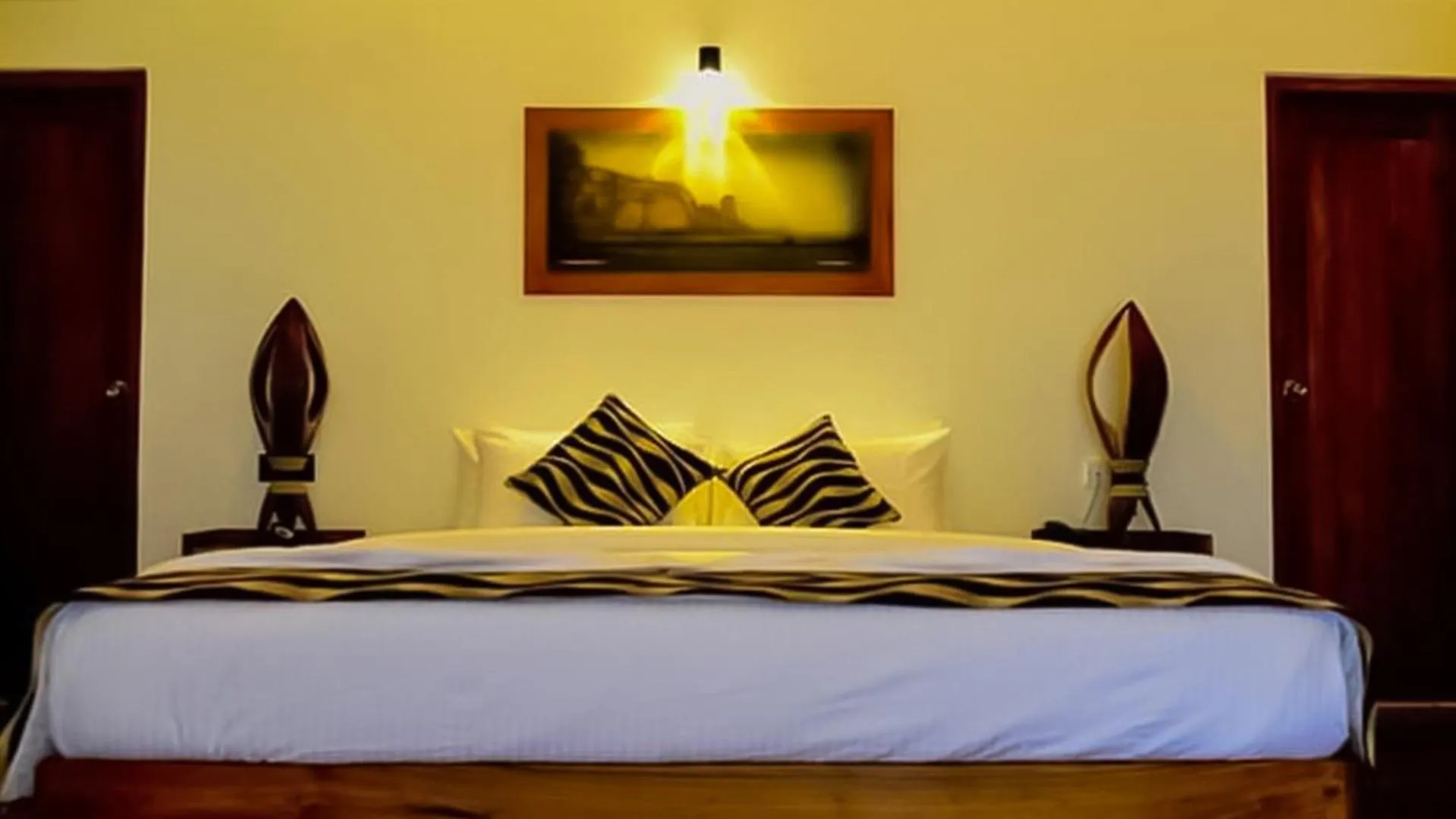 Bedroom, Bed in Silver crown nature resort