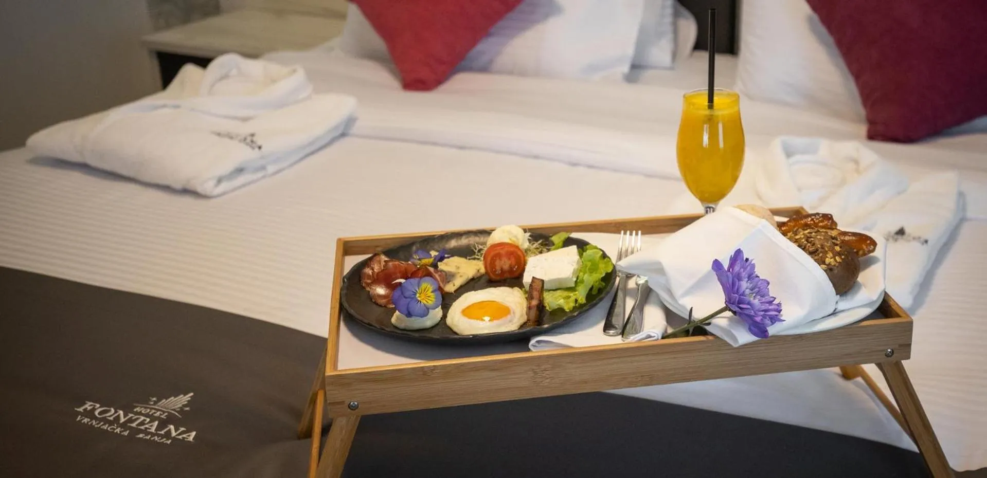 Breakfast, Bed in Hotel Fontana Vrnjačka Banja