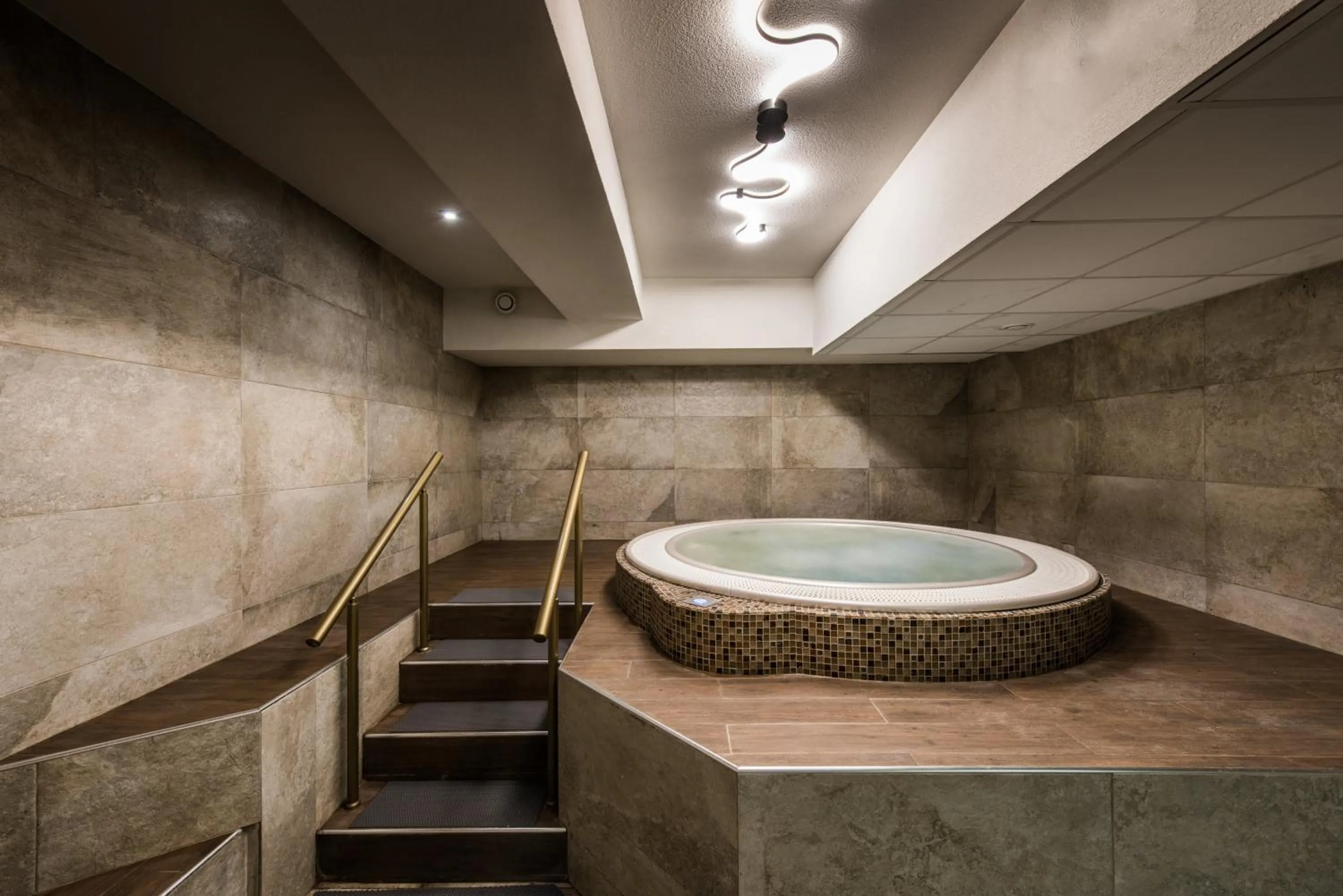 Hot Tub in Hotel Fontana Vrnjačka Banja