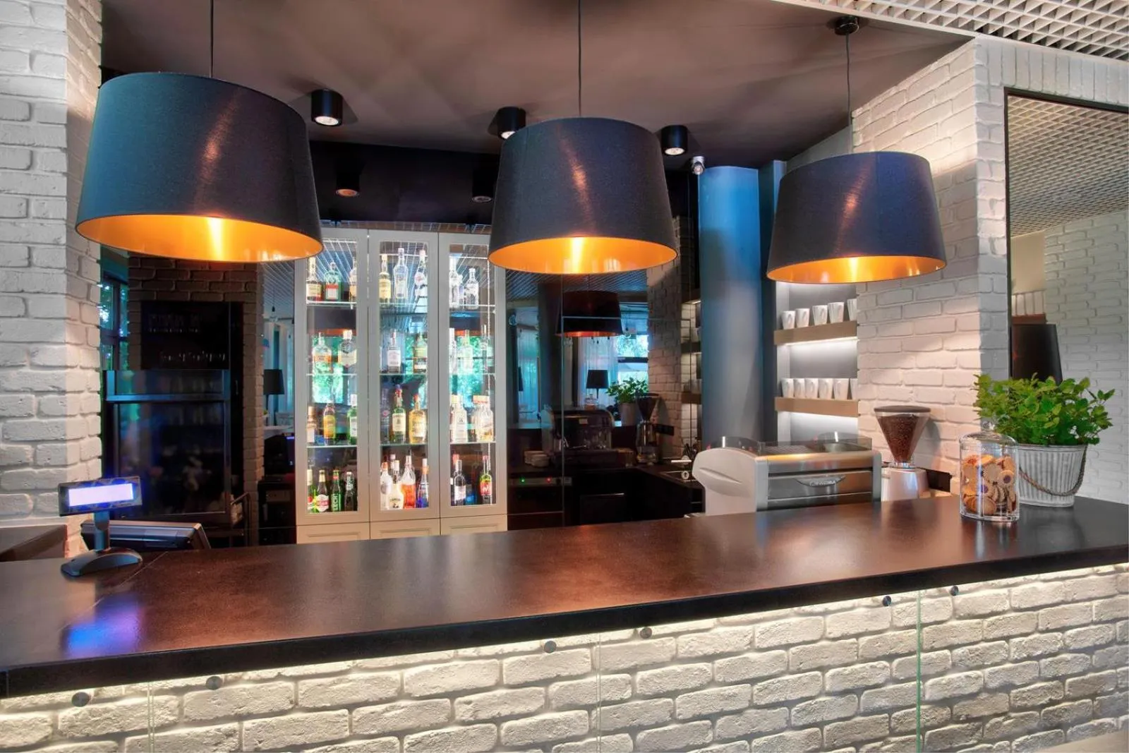 Restaurant/places to eat in Hotel Wojciech