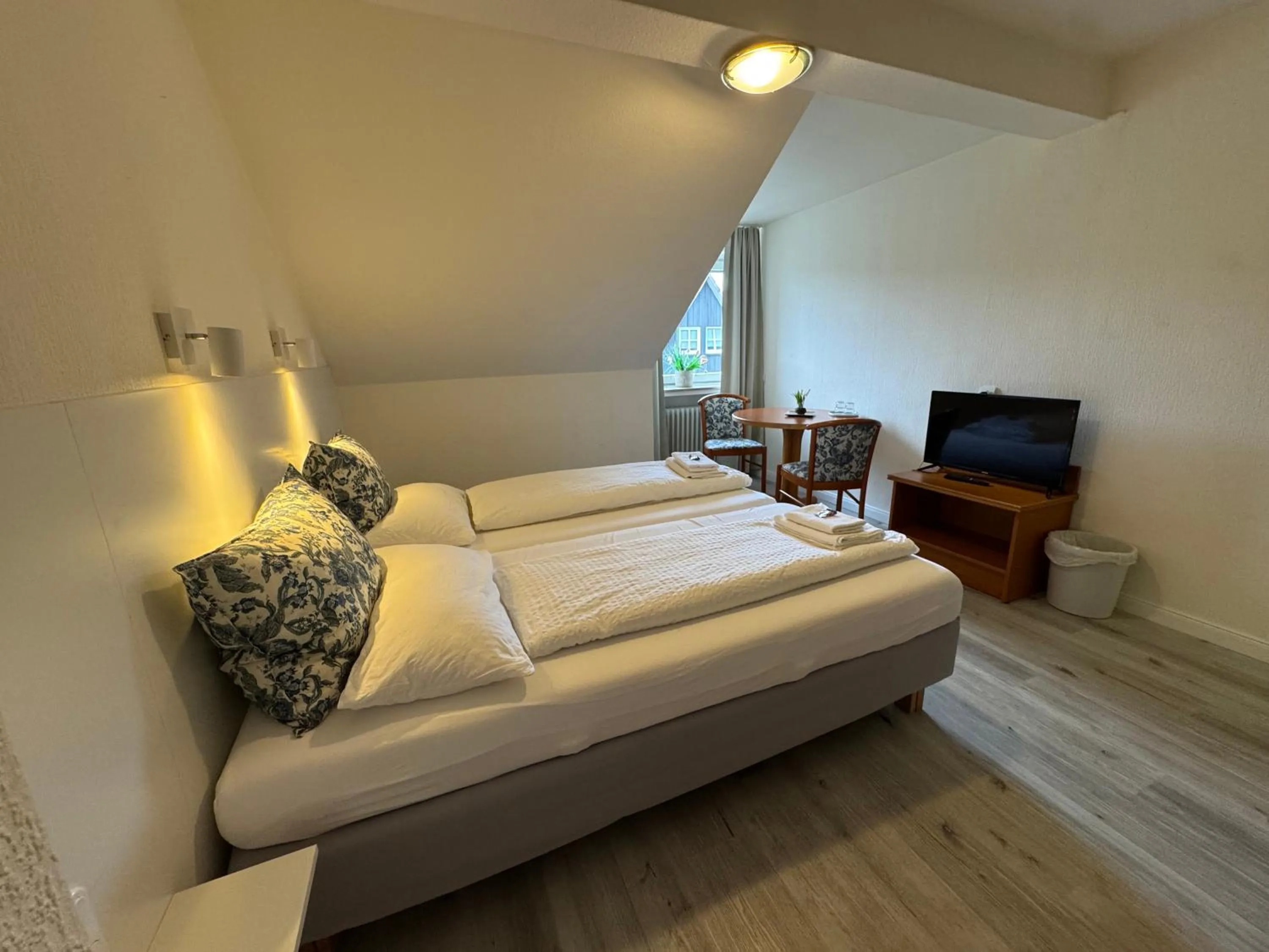 Bed in Hotel zur Post