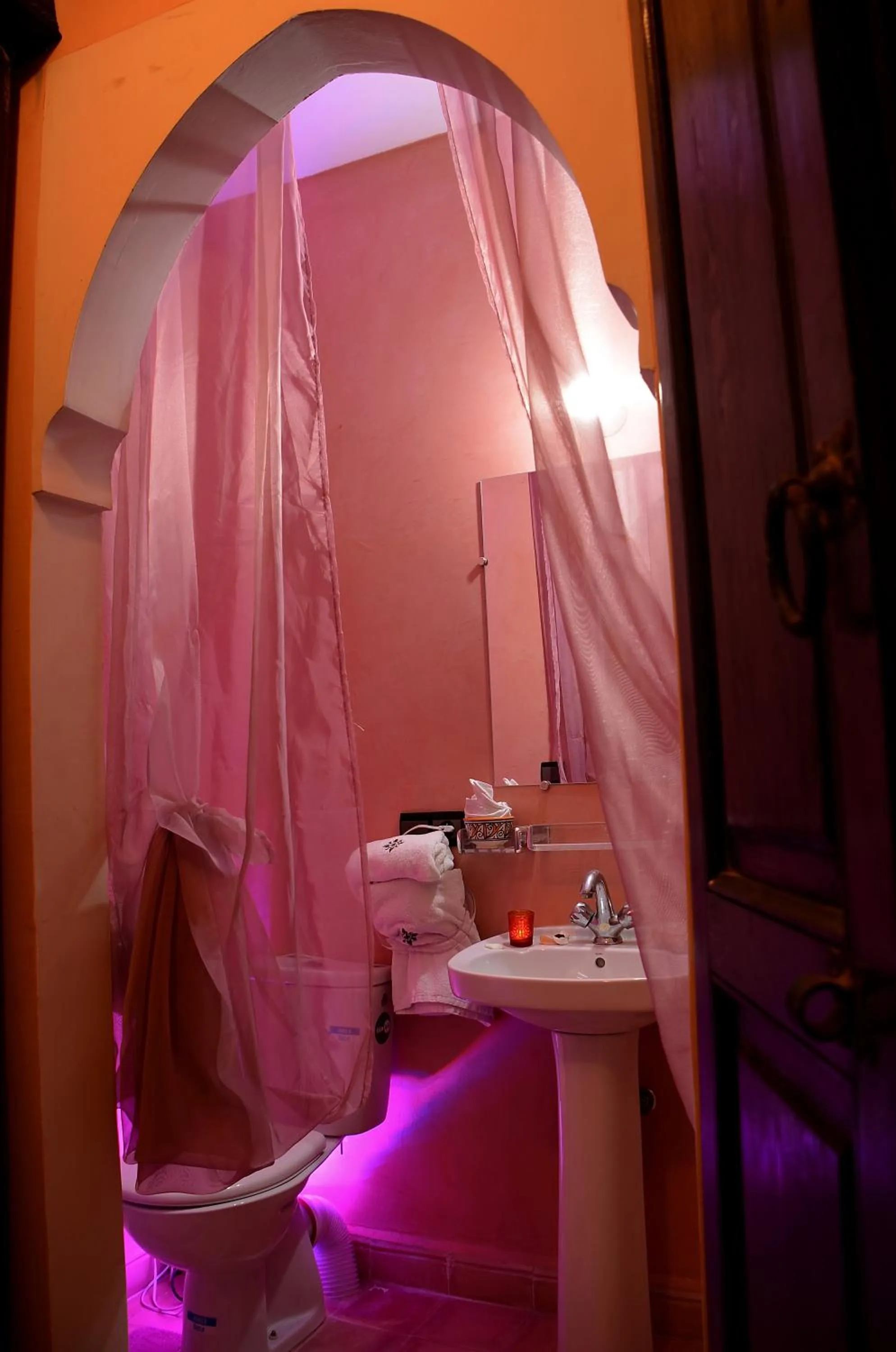 Bathroom in Dar LEULEU