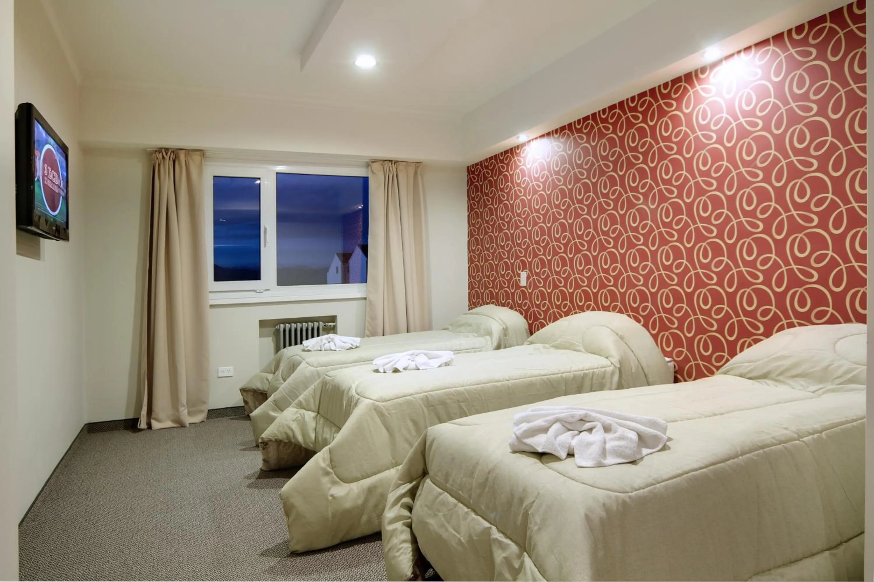 Photo of the whole room, Bed in Hotel Sol Bariloche