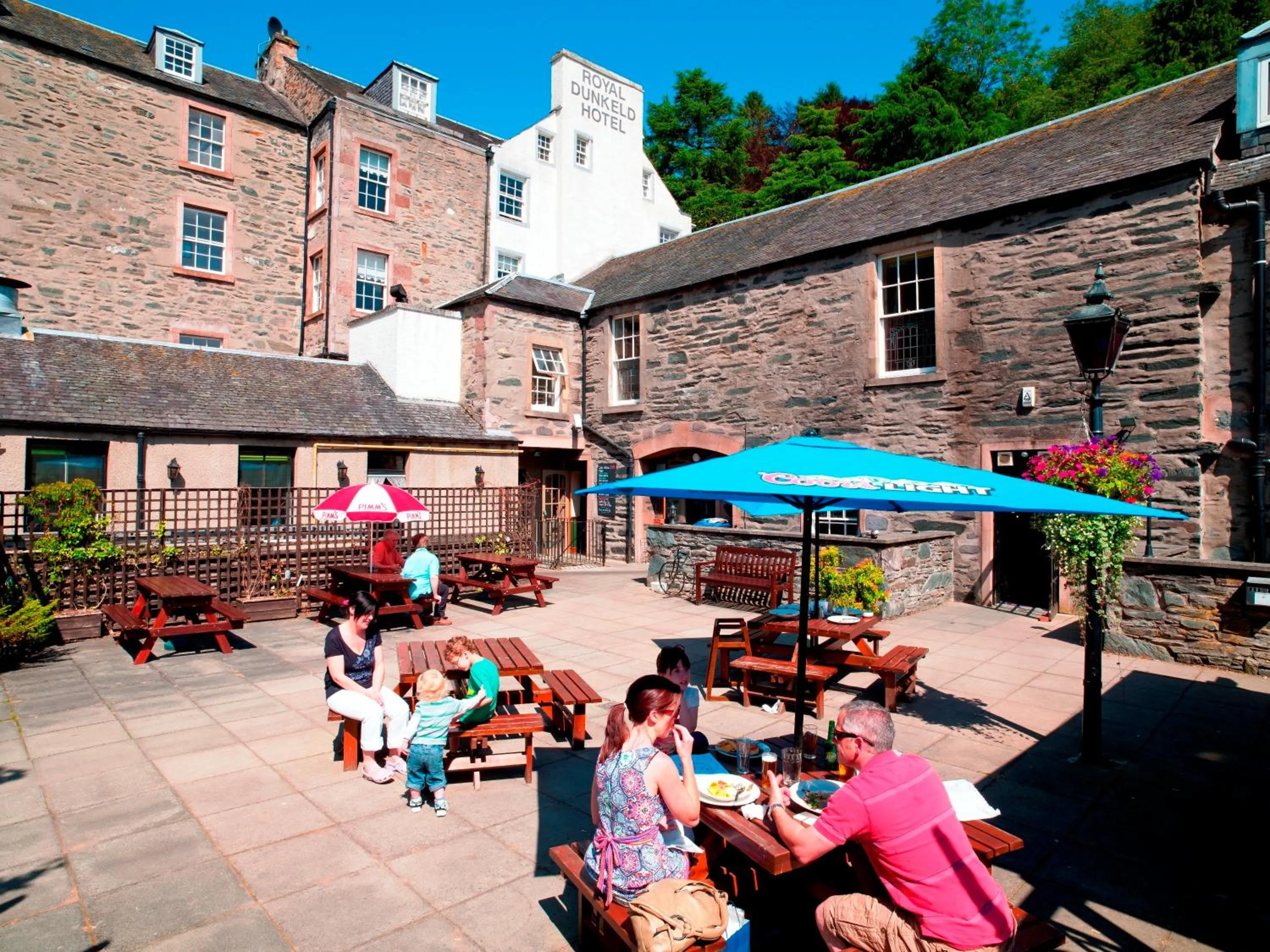 Patio in Royal Dunkeld Hotel