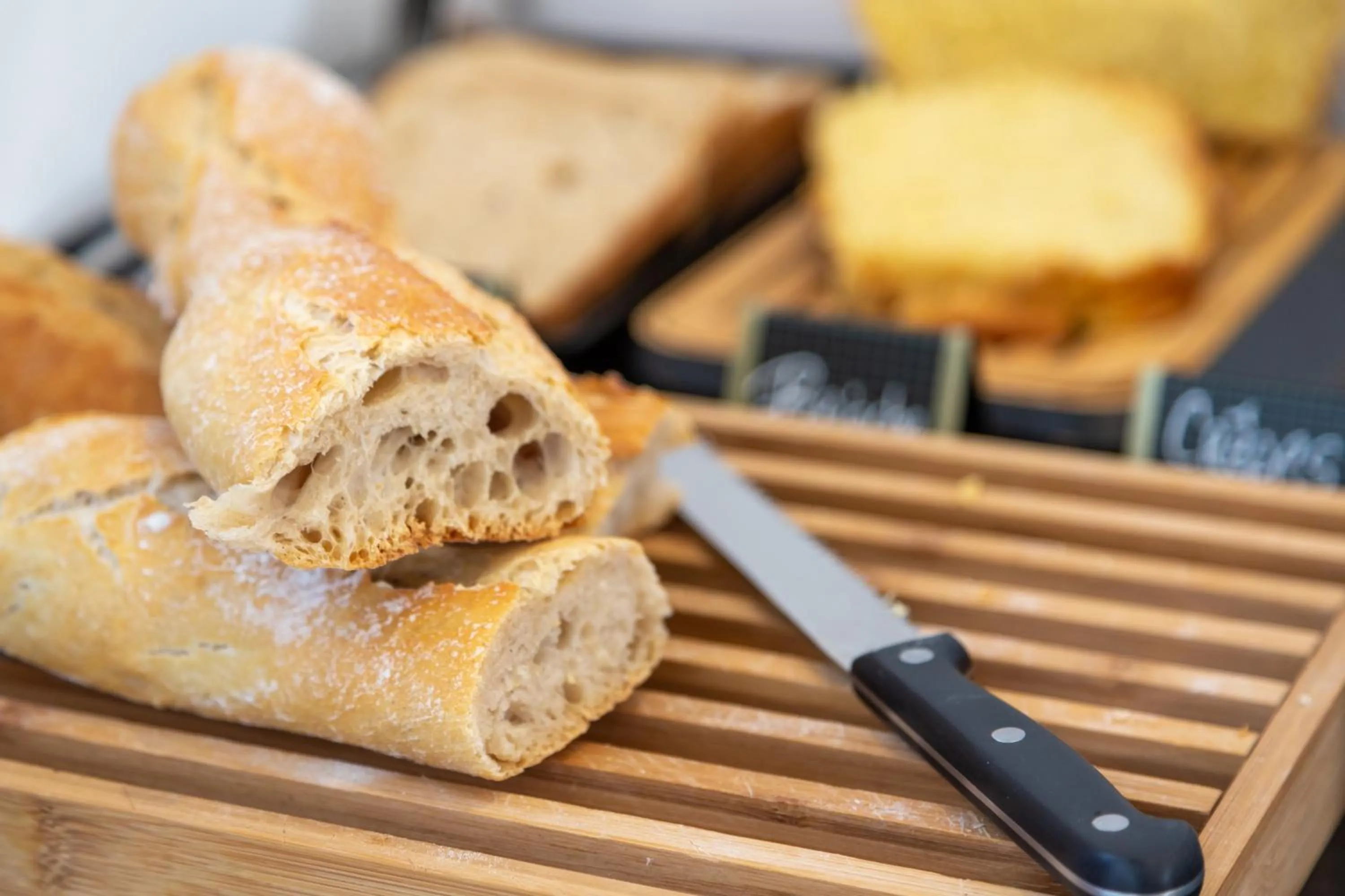 Food and drinks in Tour de Nesle La Rochelle Vieux Port 3 etoiles