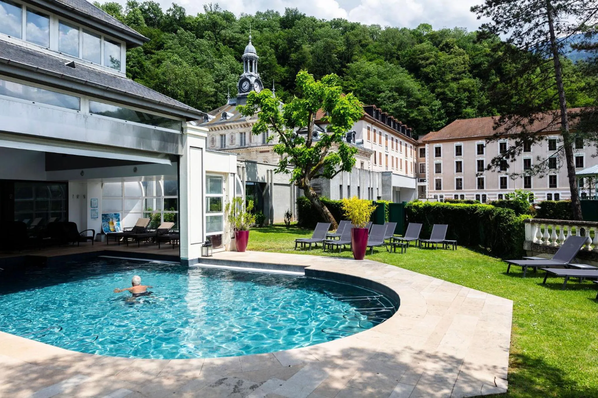 Property building in Grand Hôtel & Spa Uriage