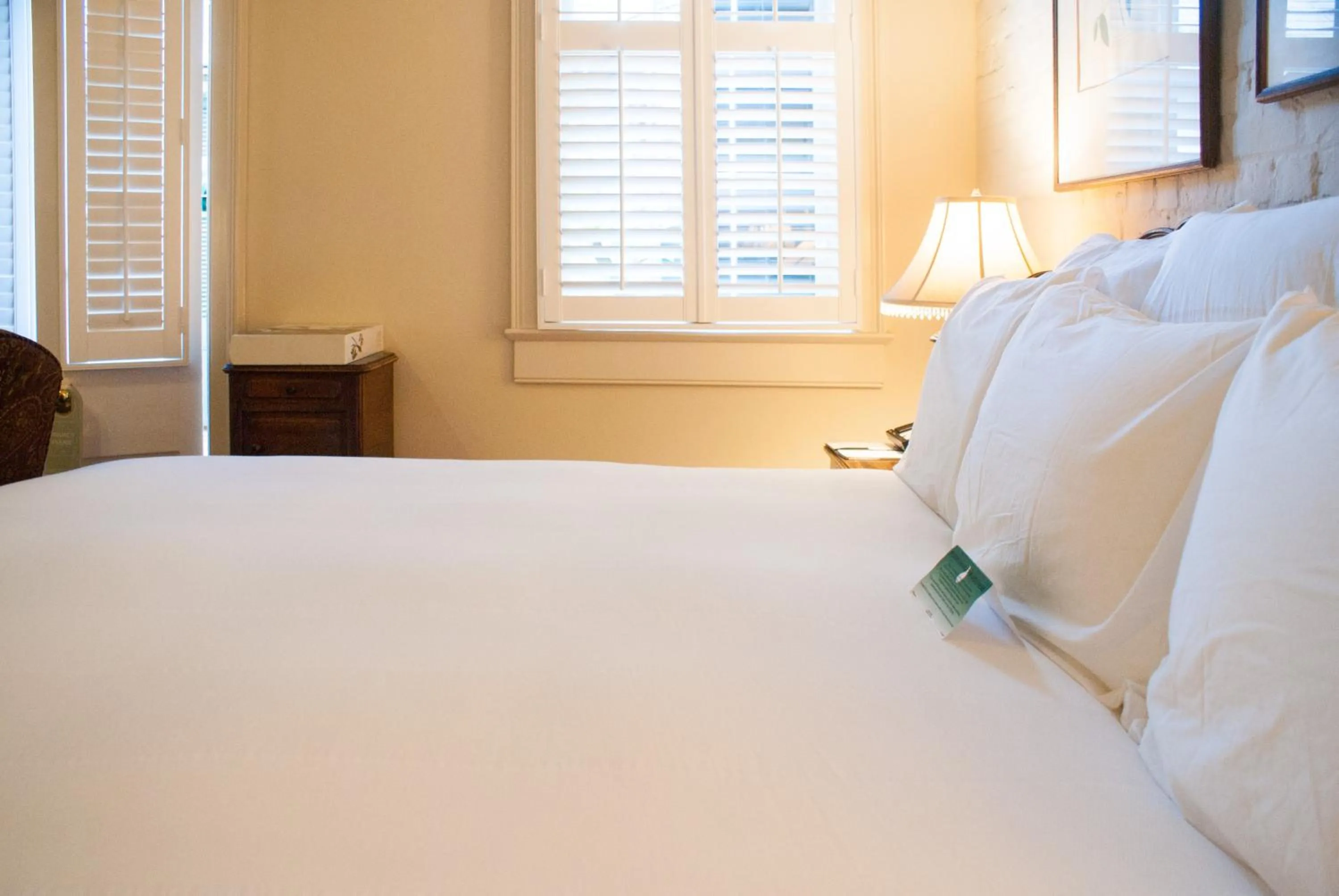 Bed in Audubon Cottages