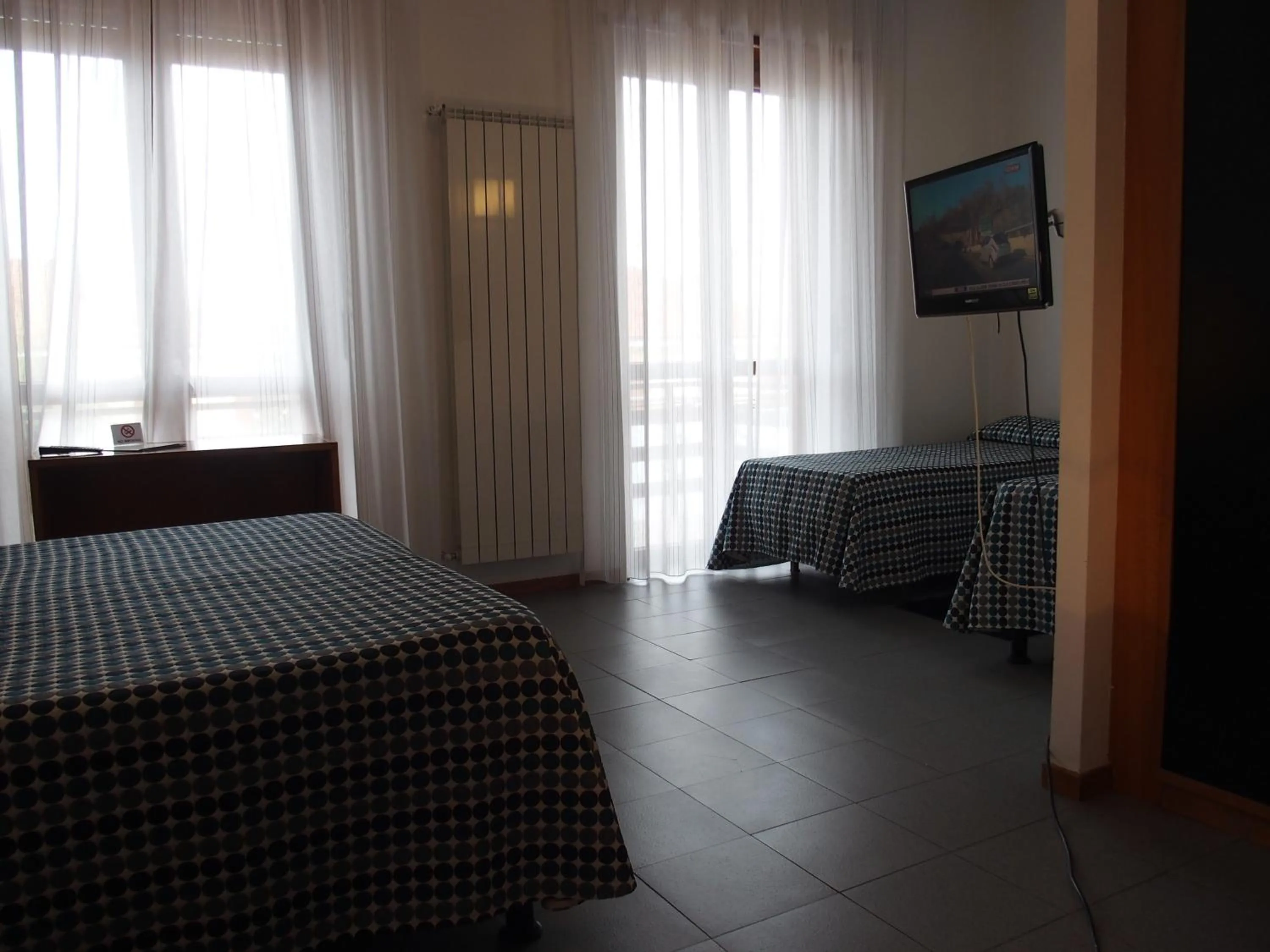 Photo of the whole room, Bed in Hotel Eden