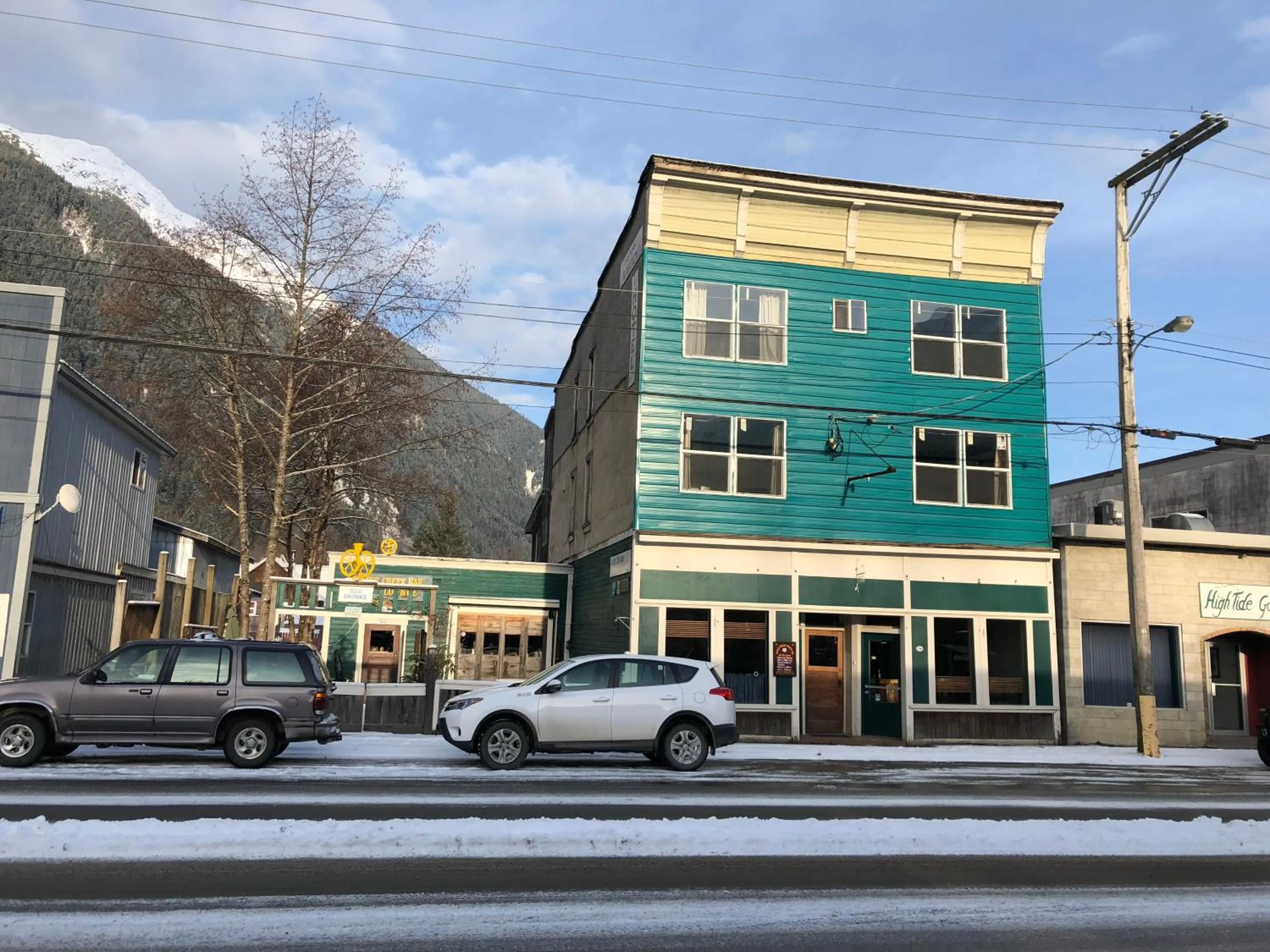 Facade/entrance in Historic Hotel Bayview