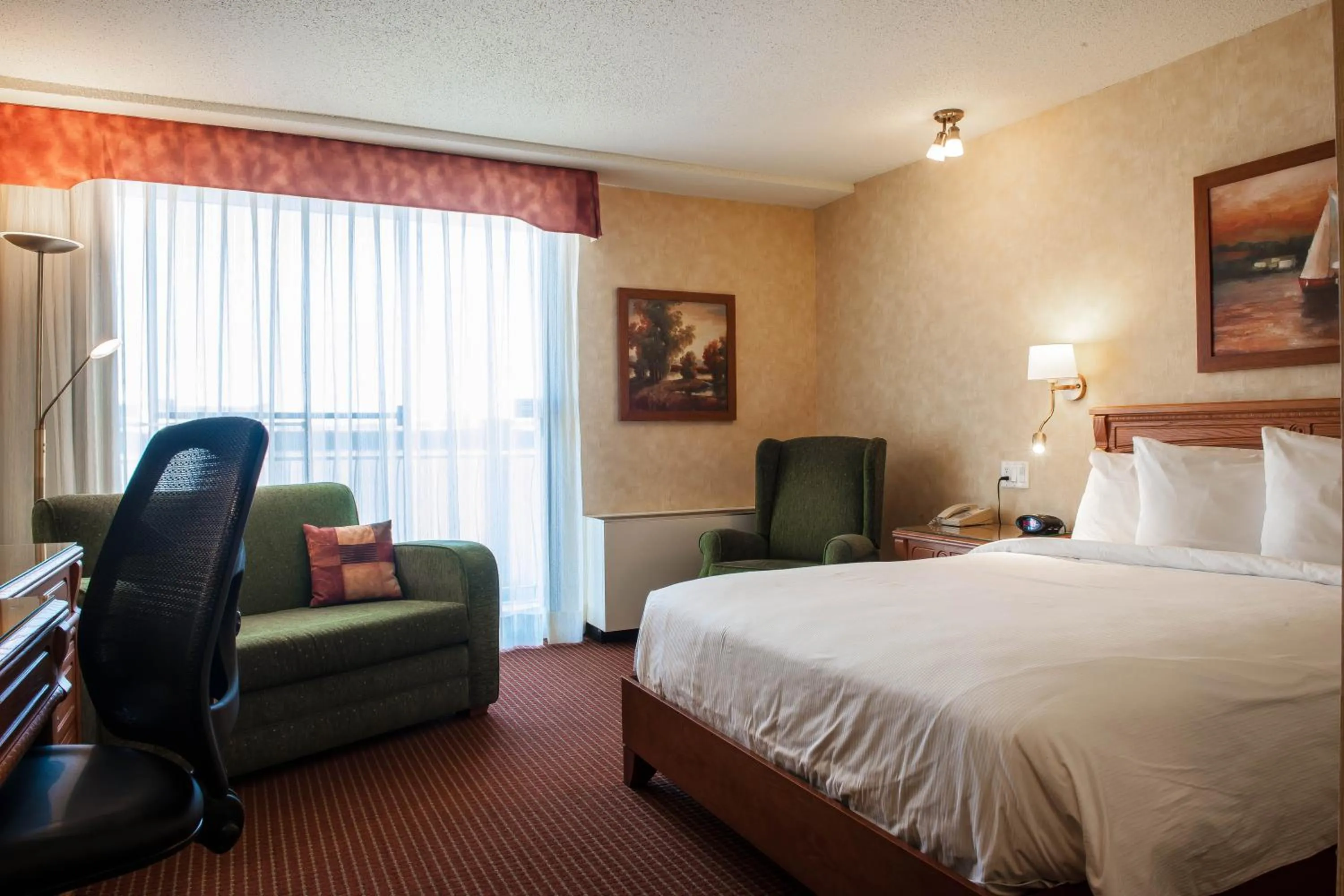 Bedroom, Bed in Hôtel Castel
