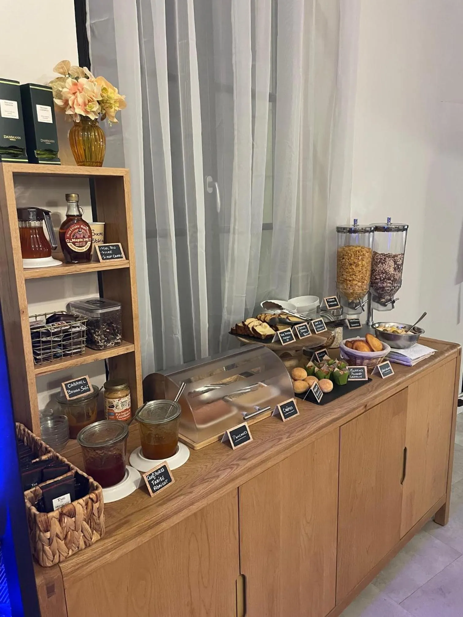 Buffet breakfast in Hotel de Paris