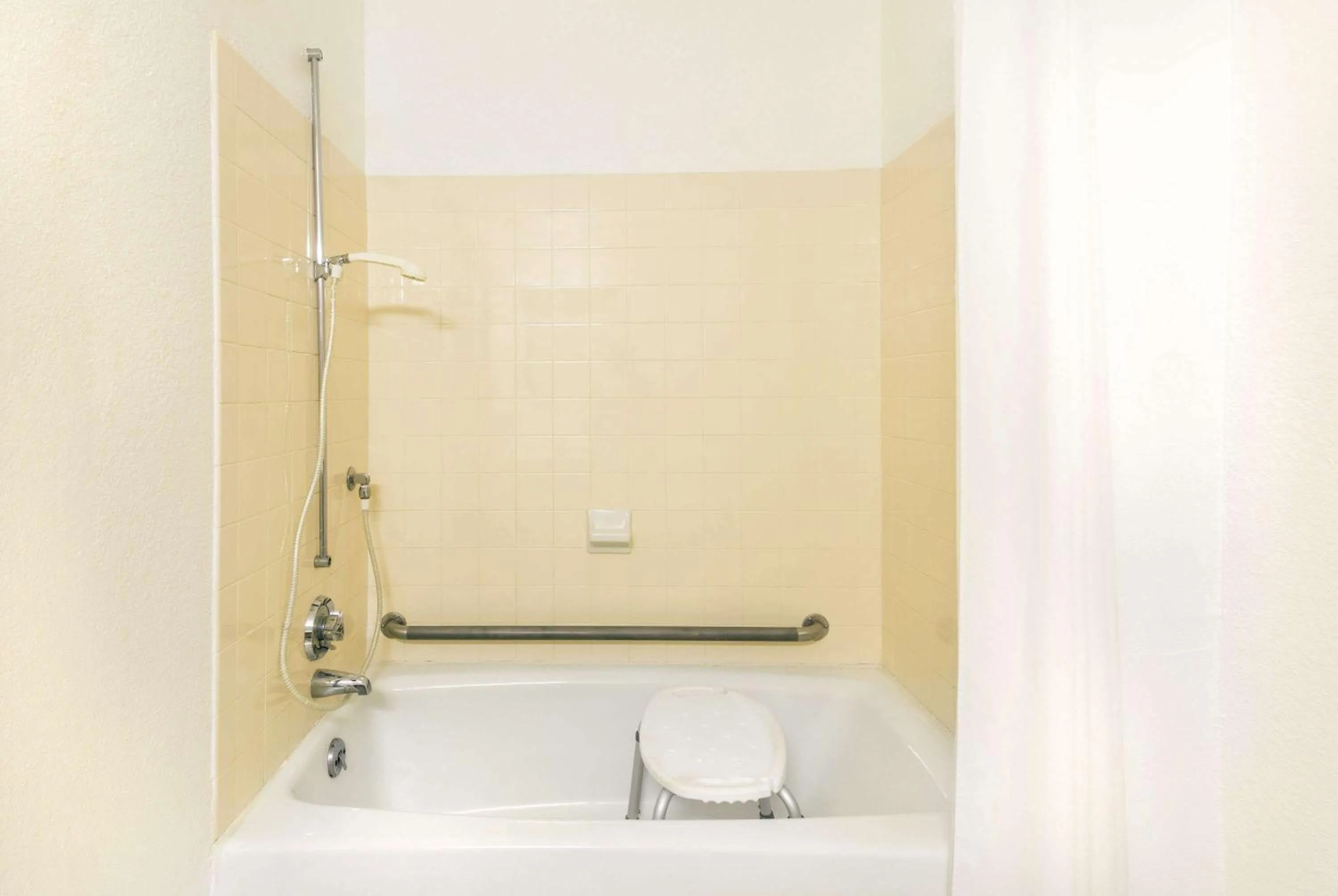 Bathroom in Super 8 by Wyndham Twinsburg/Cleveland Area