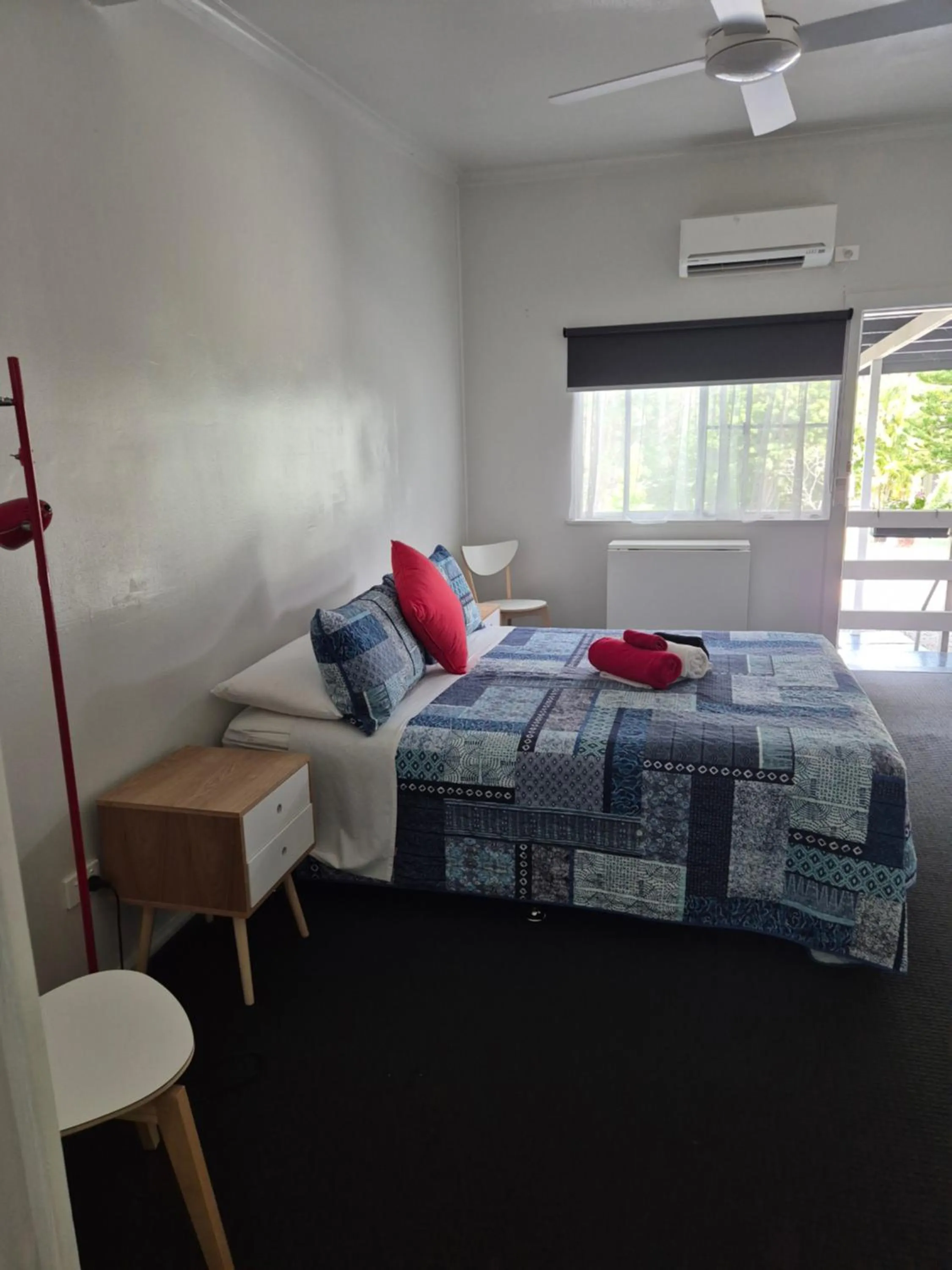 Bedroom, Bed in Jabiru Motel