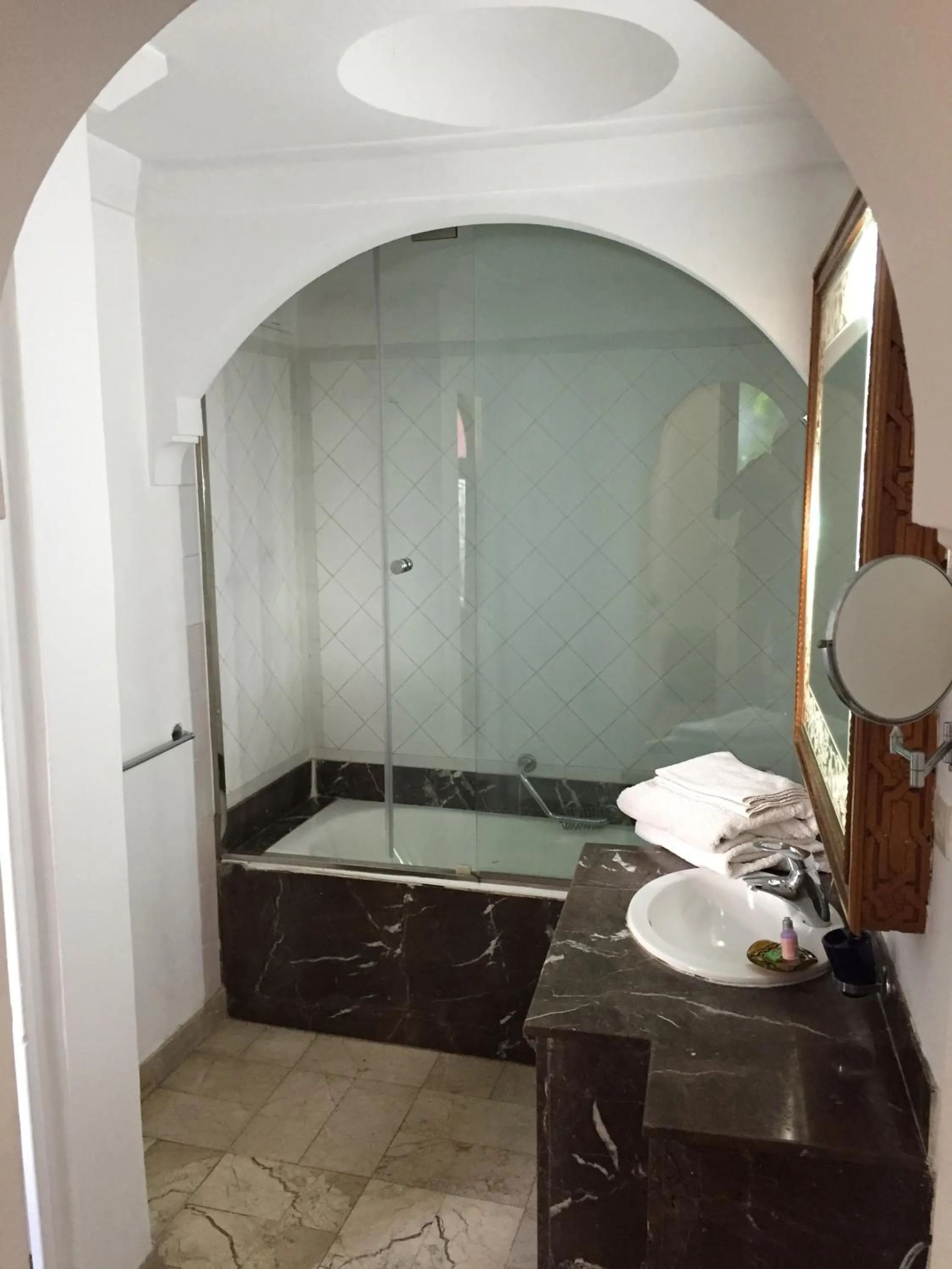 Bathroom in Riad Dar El Assafir