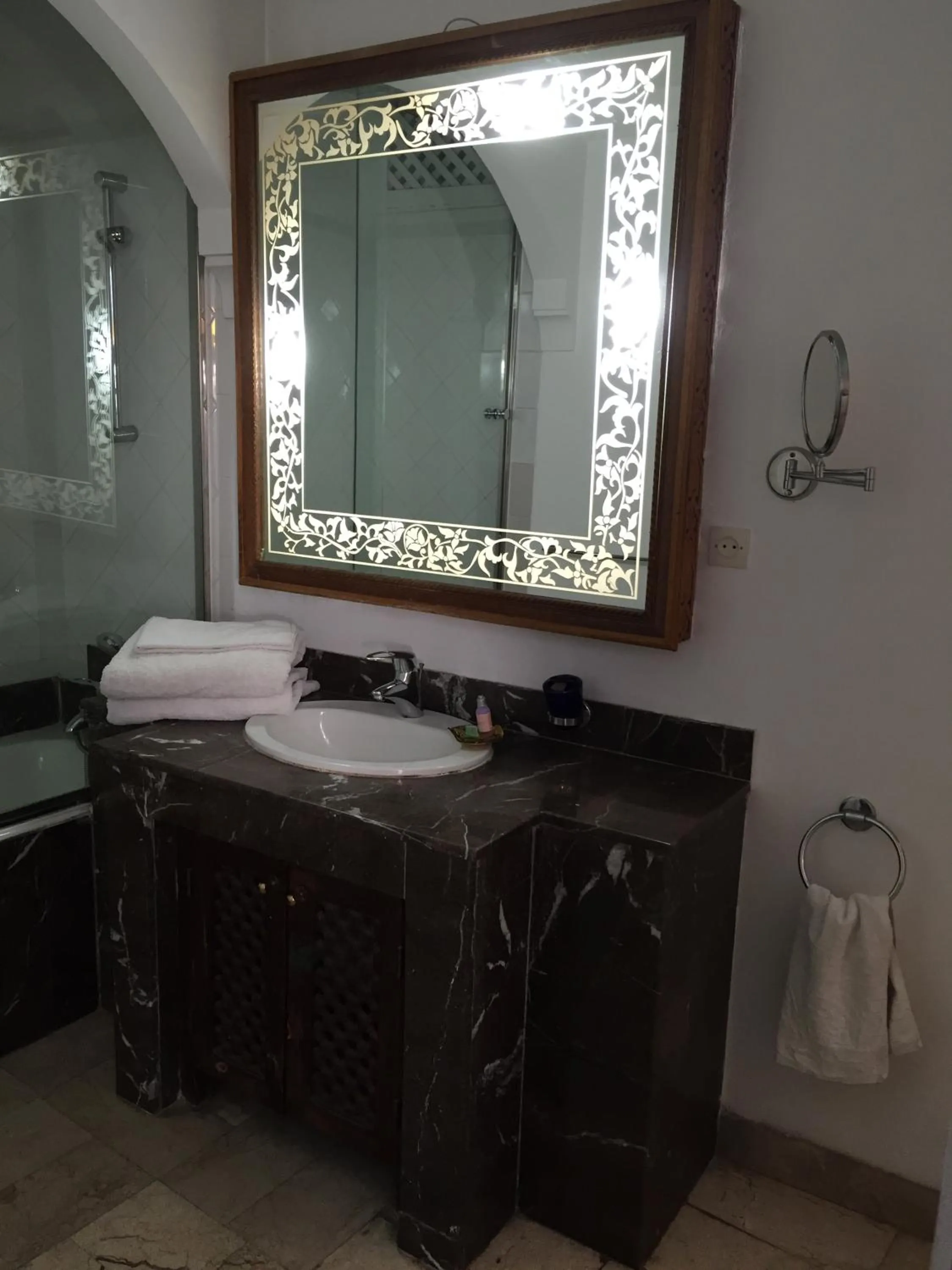 Bathroom in Riad Dar El Assafir