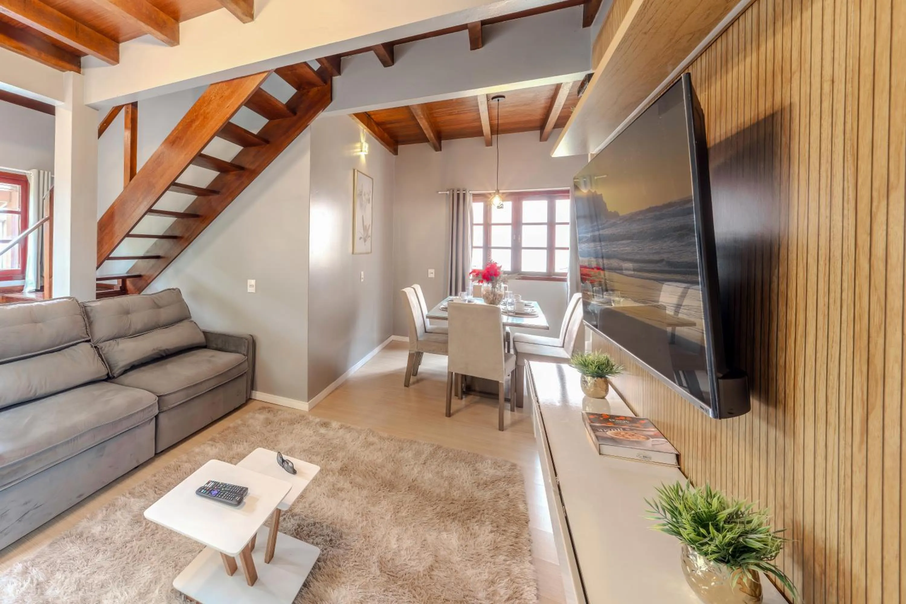 Communal lounge/ TV room in Pousada Natribus Rosa