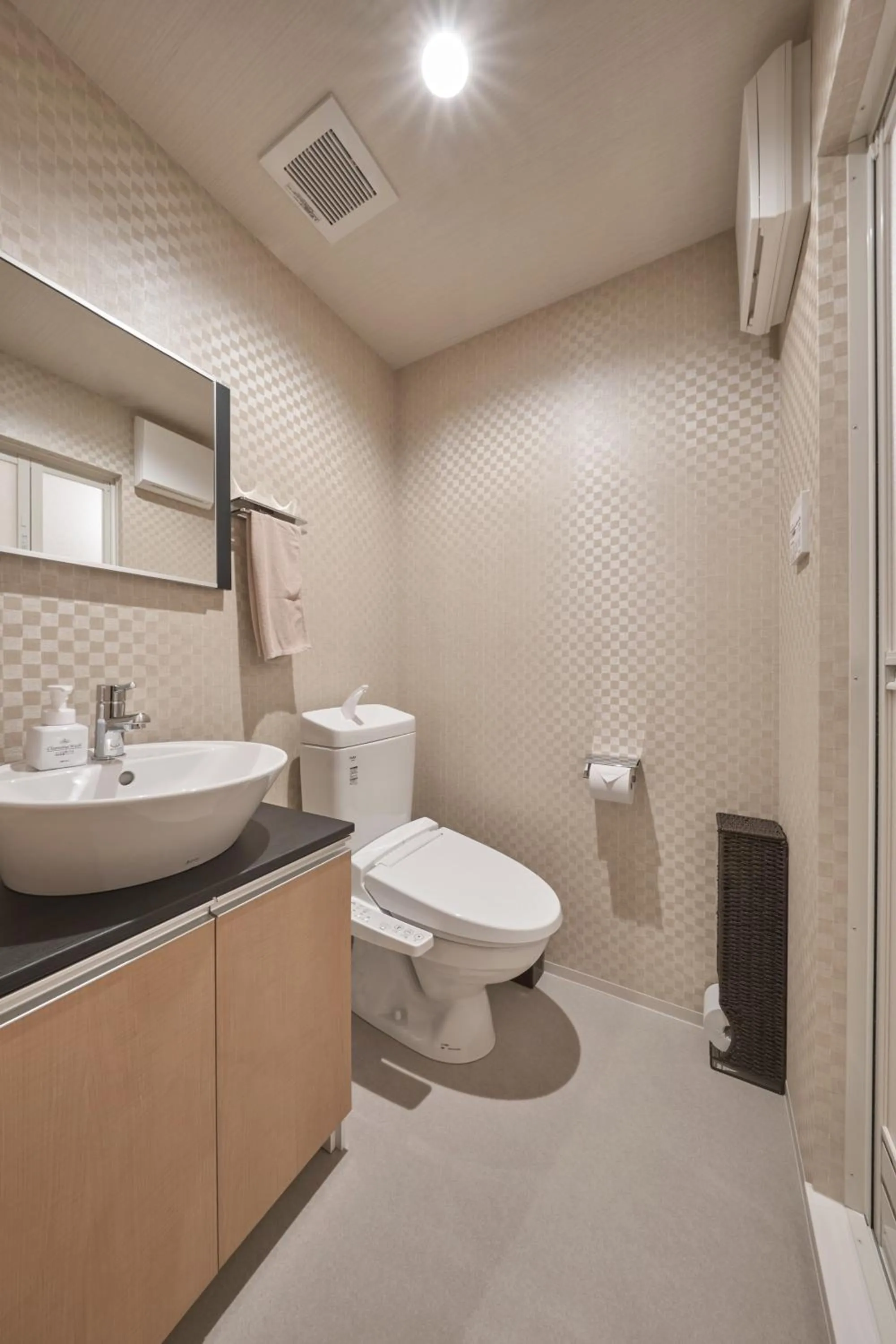 Bathroom in Stay SAKURA Kyoto Kiyomizu Gojo