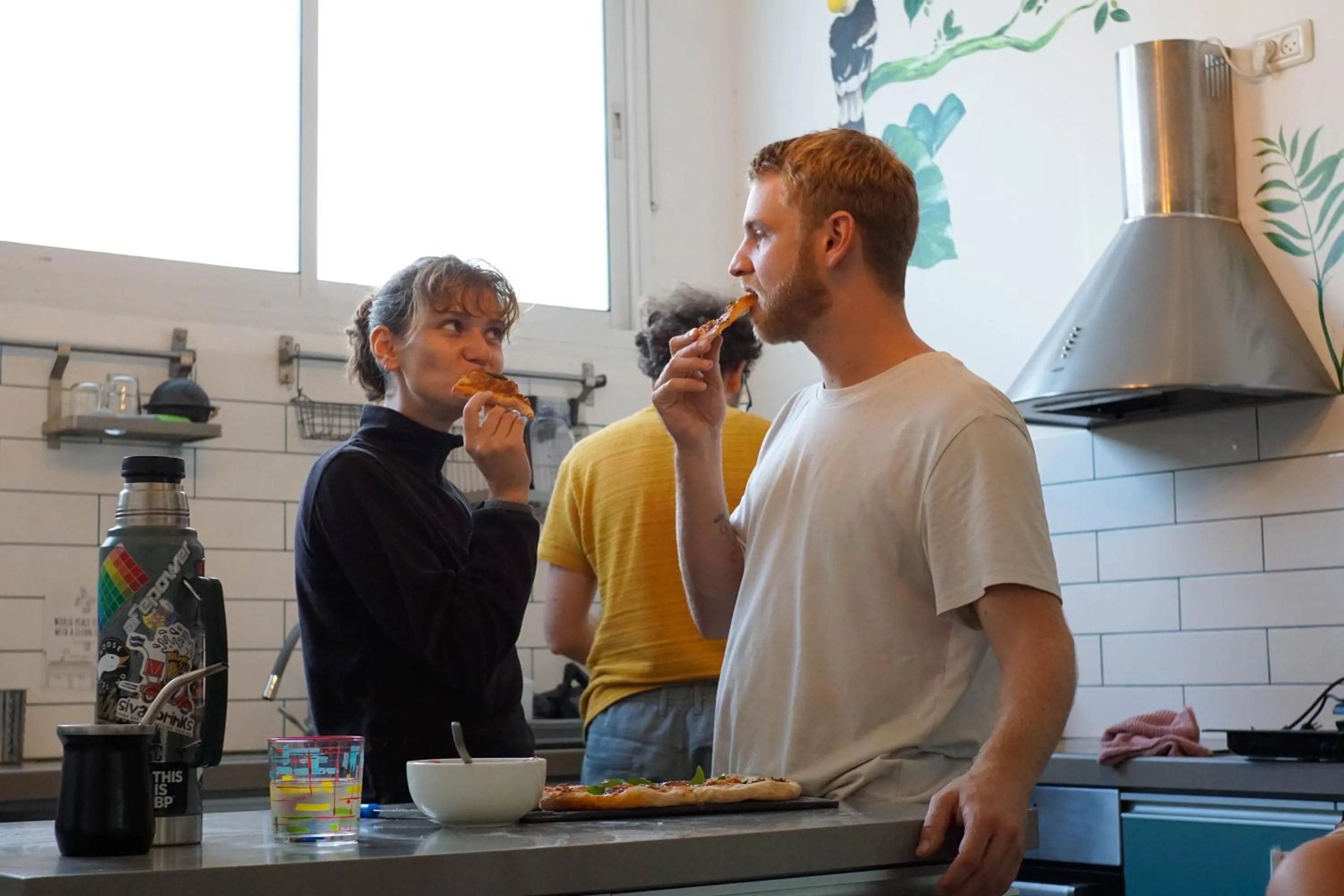 Kitchen or kitchenette in Jungle Jaffa Hostel Age 18 to 45