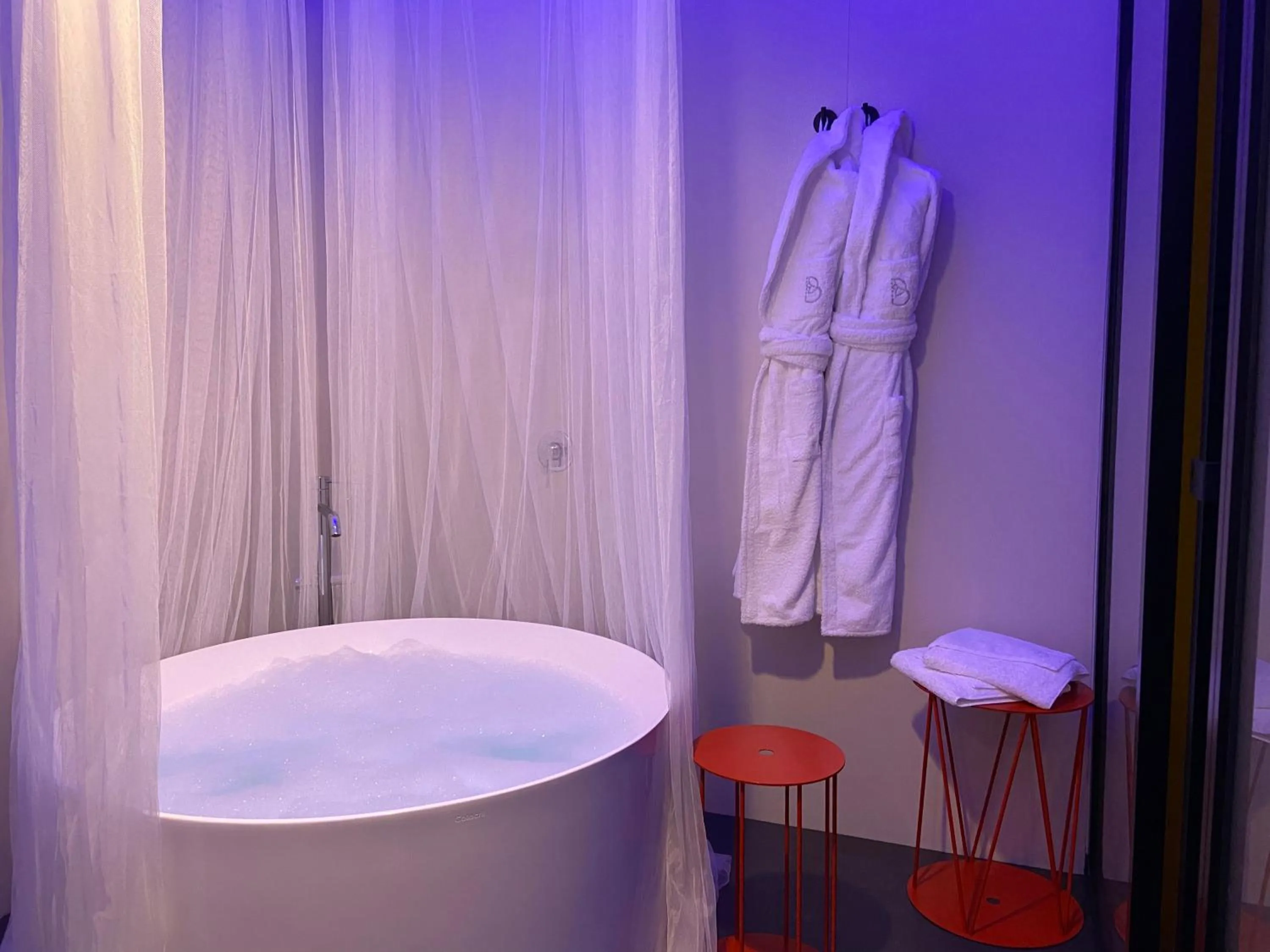 Bathroom in Palazzo Biancofiore, suites & rooftop Ostuni