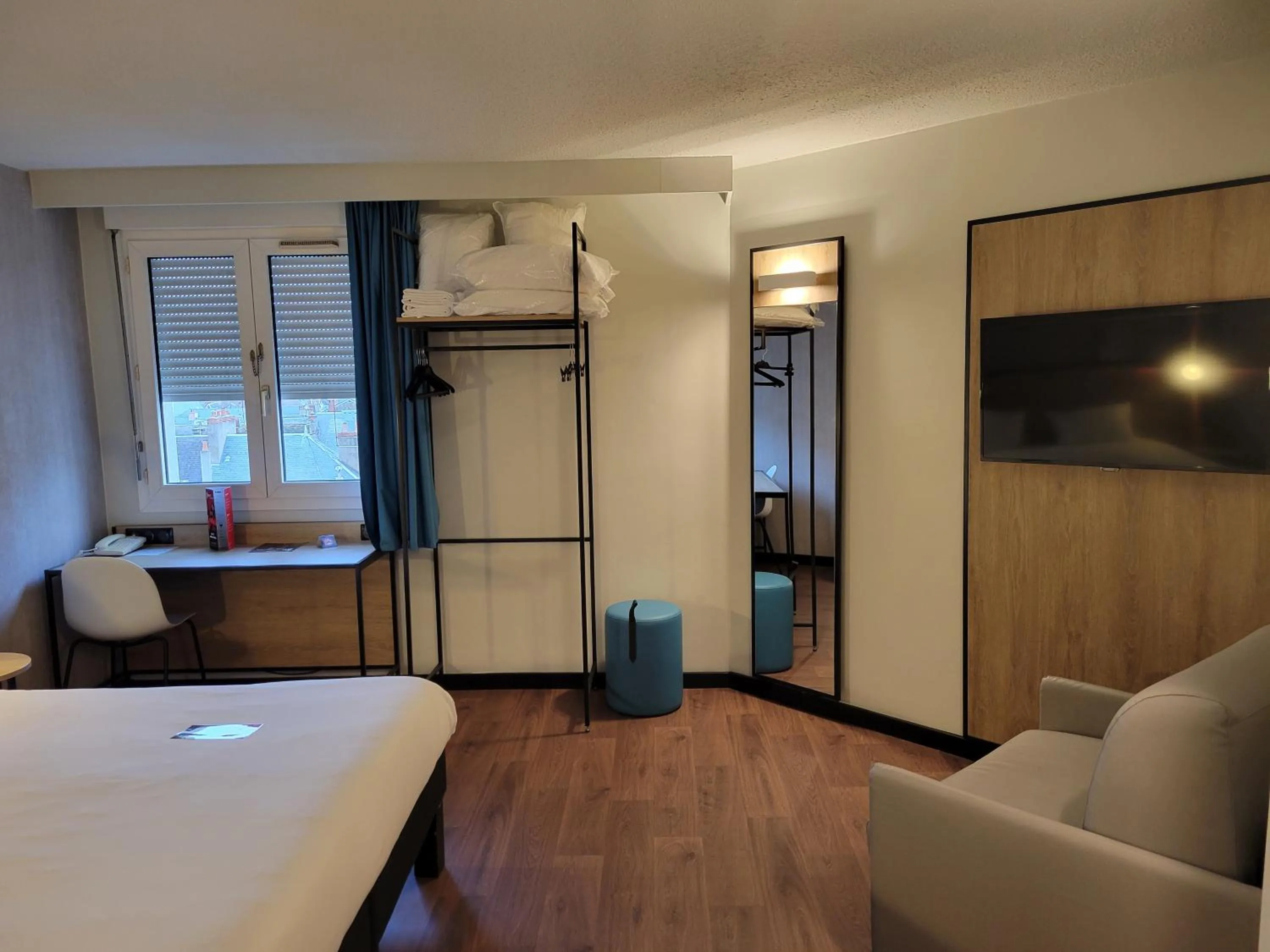 Bed in ibis Chateauroux