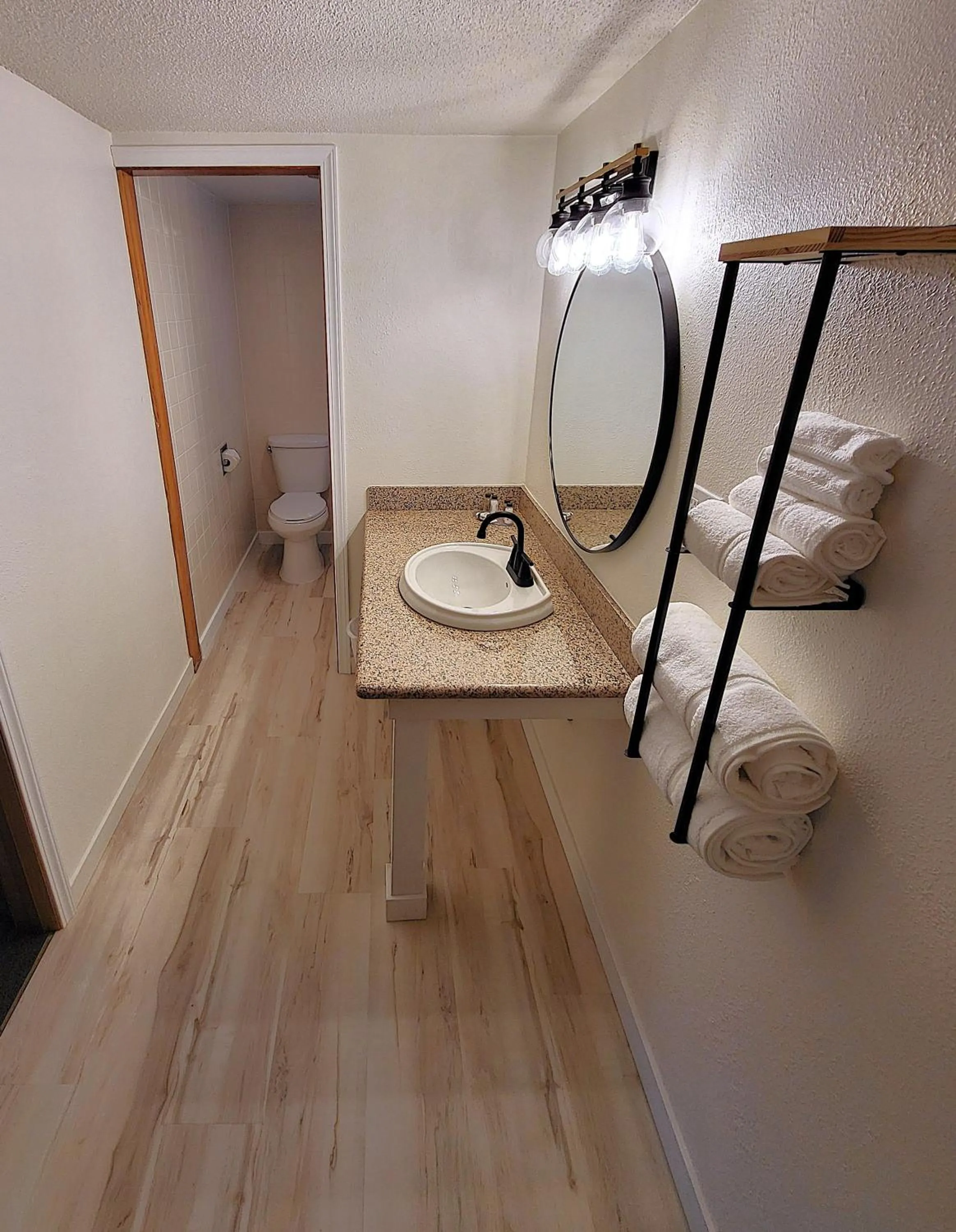 Bathroom in Shelton Inn