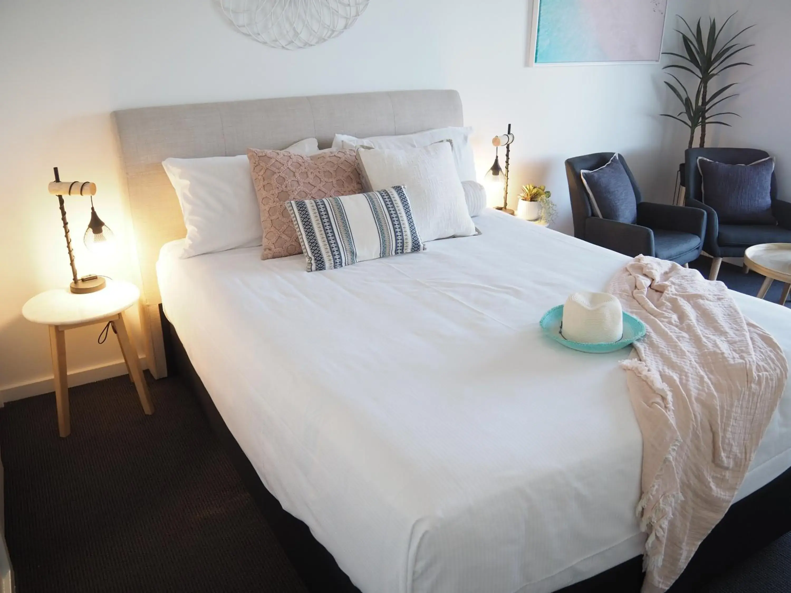 Superior Lake View Balcony Room in The Esplanade Motel Superior Lake View Balcony Room in The Esplanade Motel