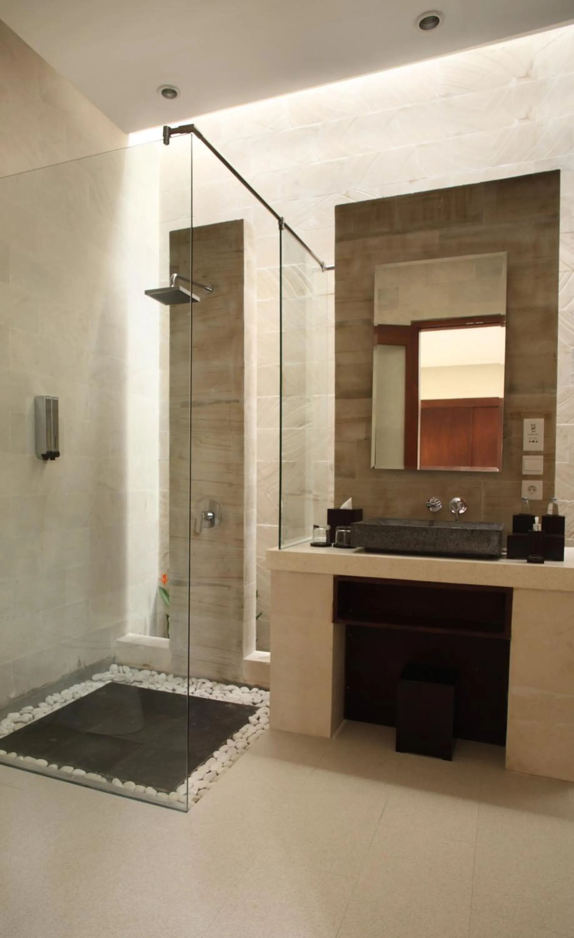 Shower in Daluman Villas