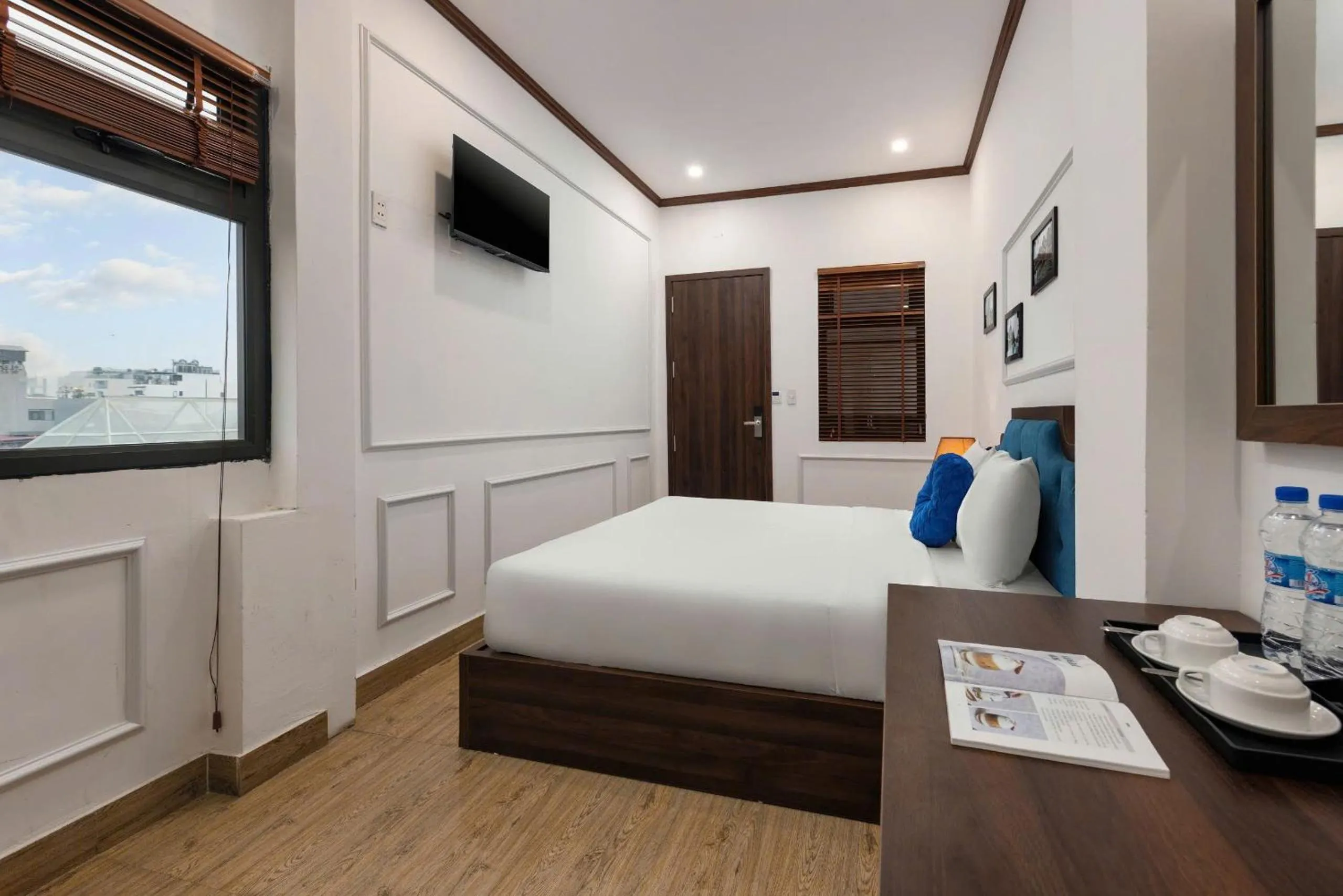 Photo of the whole room, Bed in The Ambery Hanoi Boutique Hotel & Travel