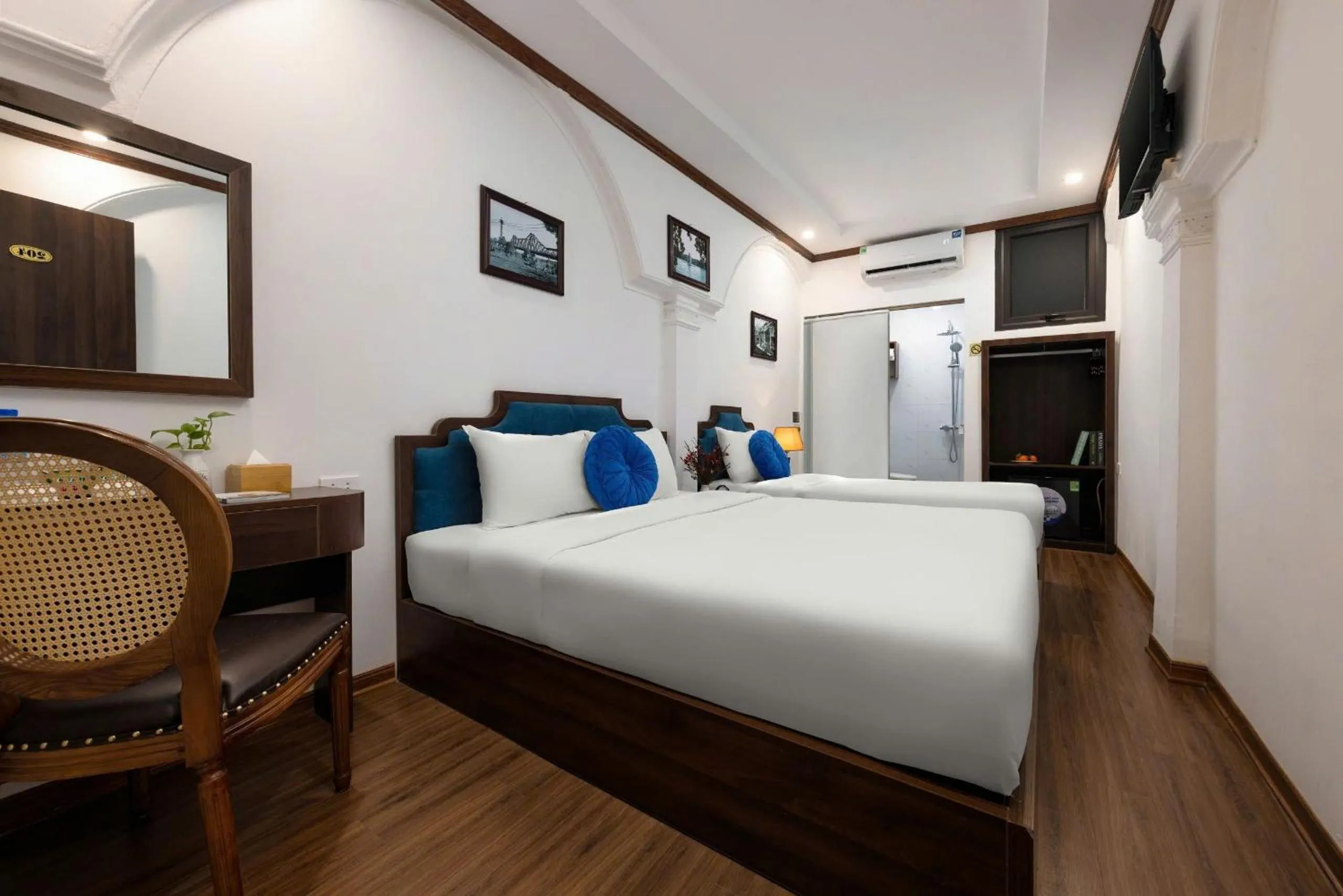 Bed in The Ambery Hanoi Boutique Hotel & Travel