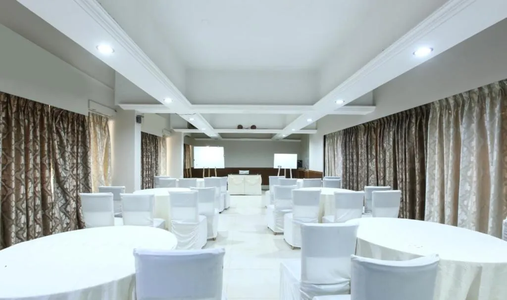 Lake View Resort Lonavala