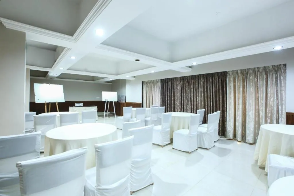 Lake View Resort Lonavala