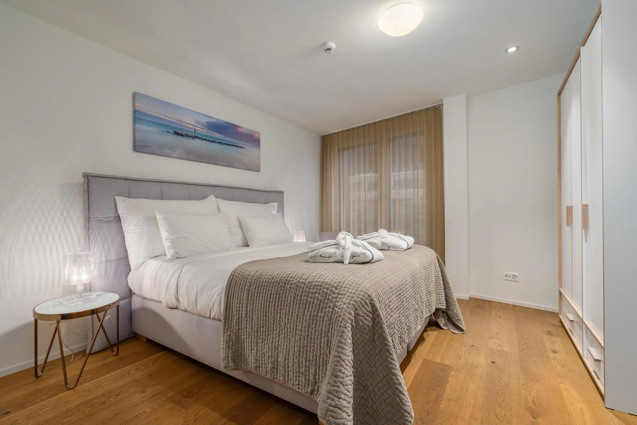 Bed in Swiss Hotel Apartments - Interlaken