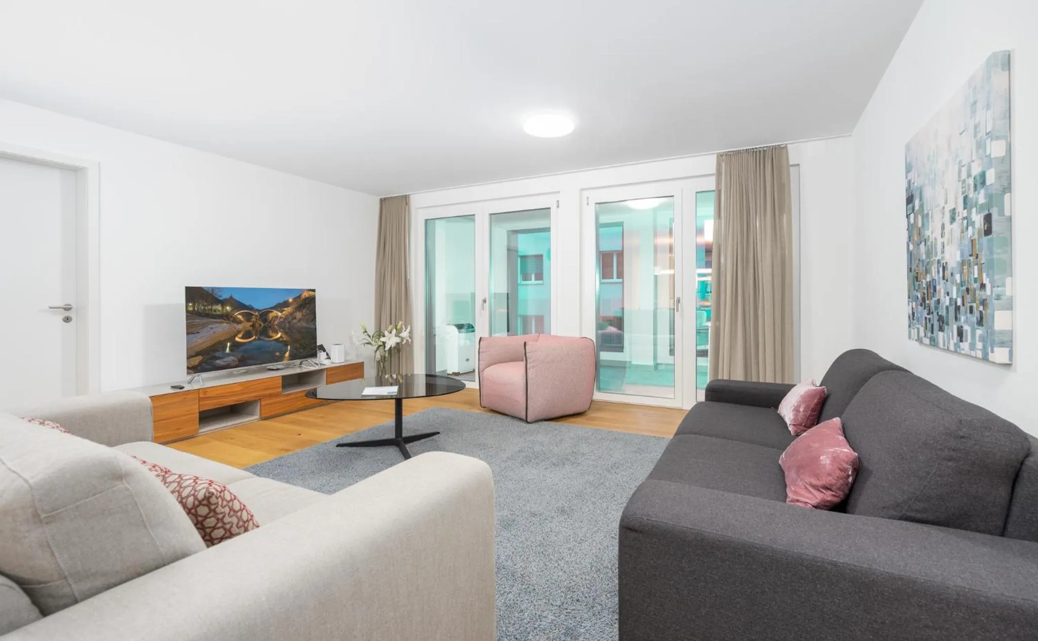 TV and multimedia in Swiss Hotel Apartments - Interlaken
