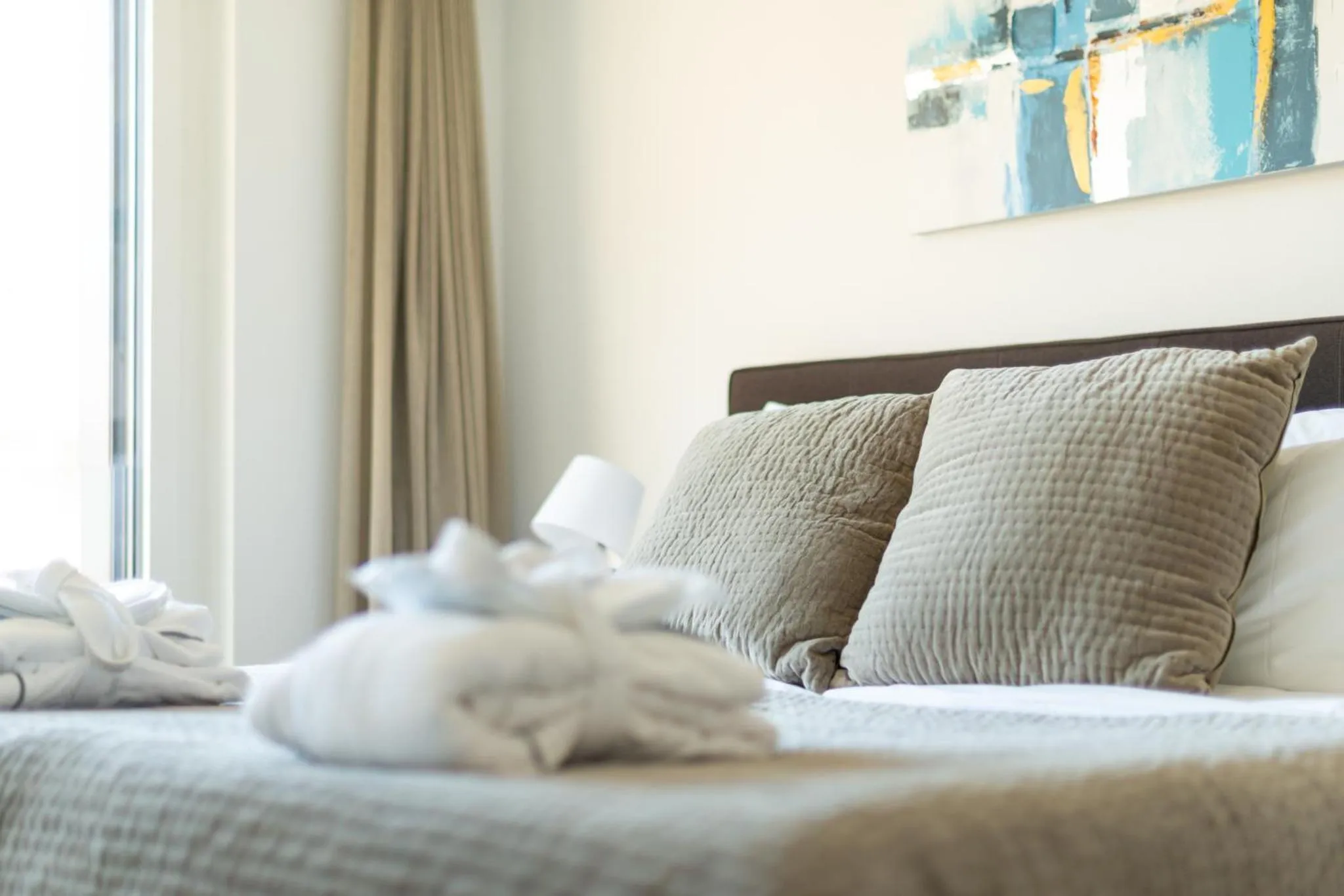 Bed in Swiss Hotel Apartments - Interlaken