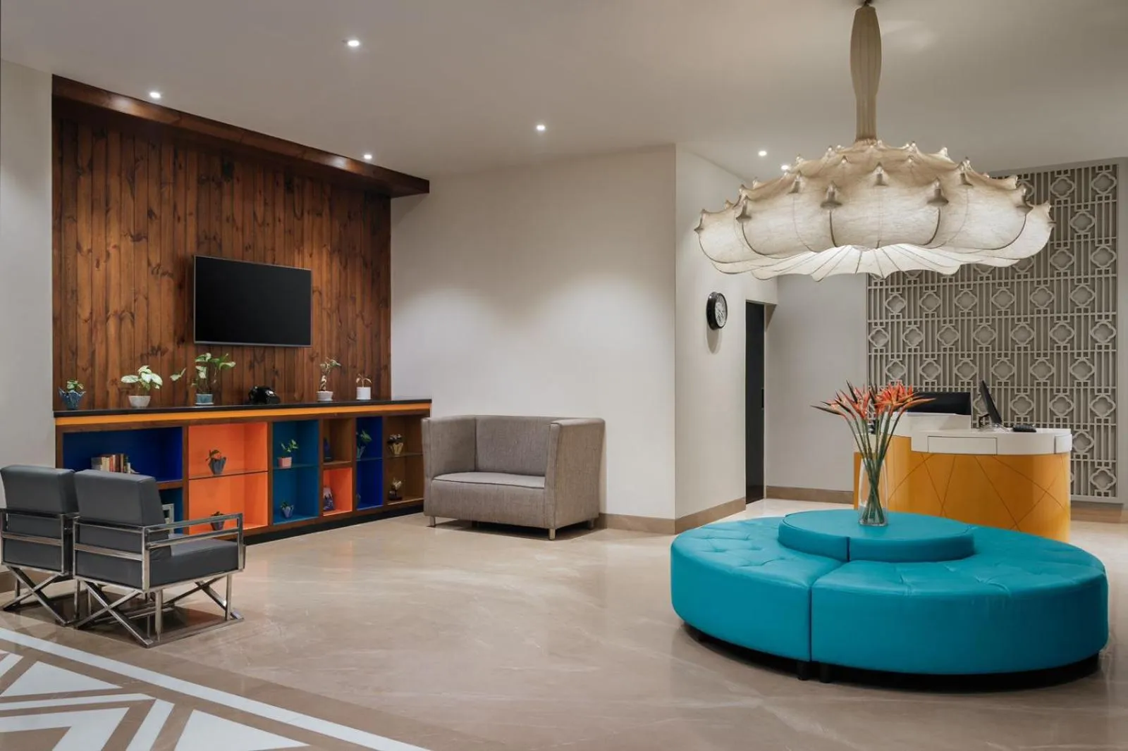 Lobby or reception in Golden Tulip City Centre Gurgaon