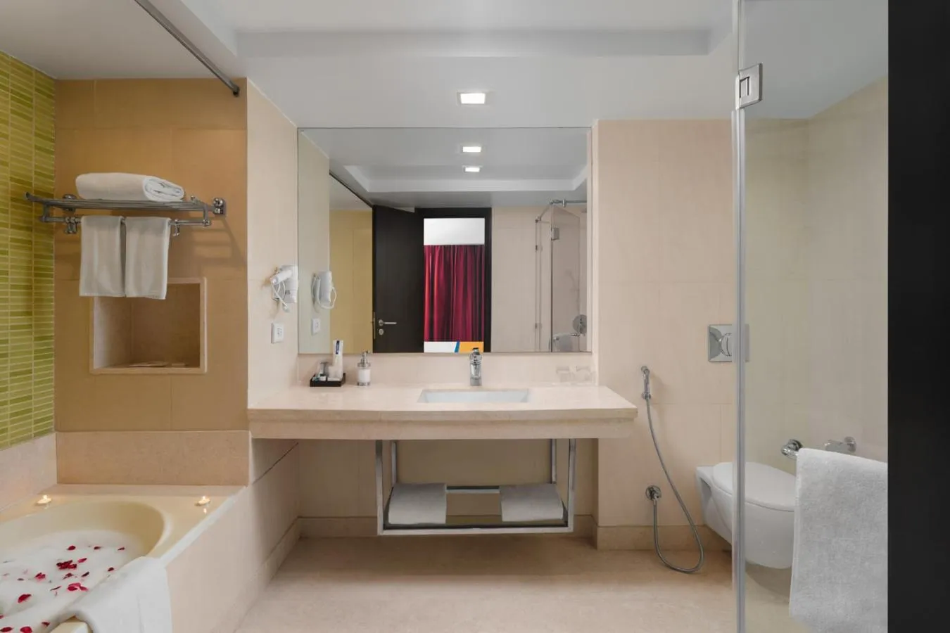 Toilet in Golden Tulip City Centre Gurgaon