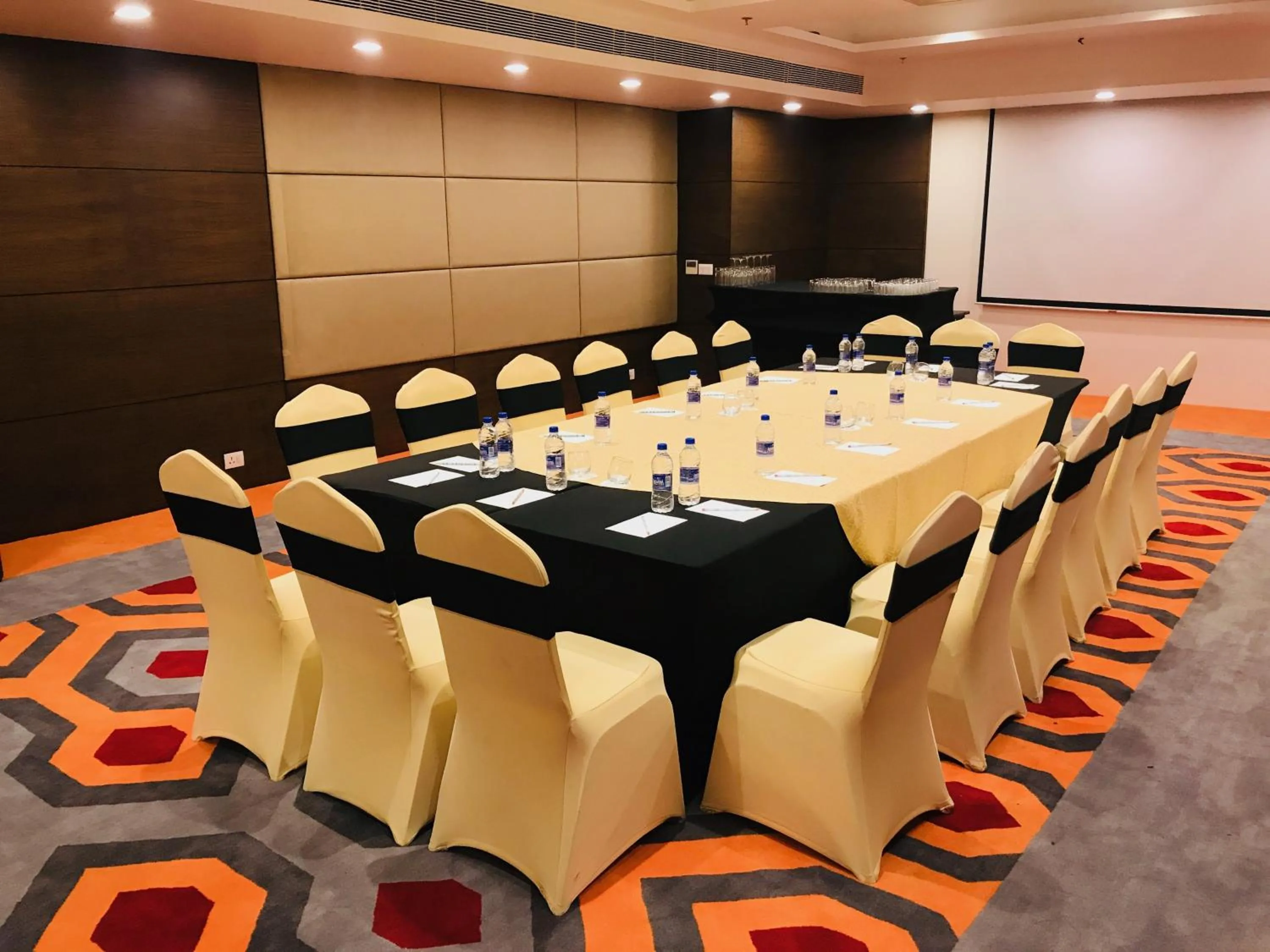 Meeting/conference room in Golden Tulip City Centre Gurgaon