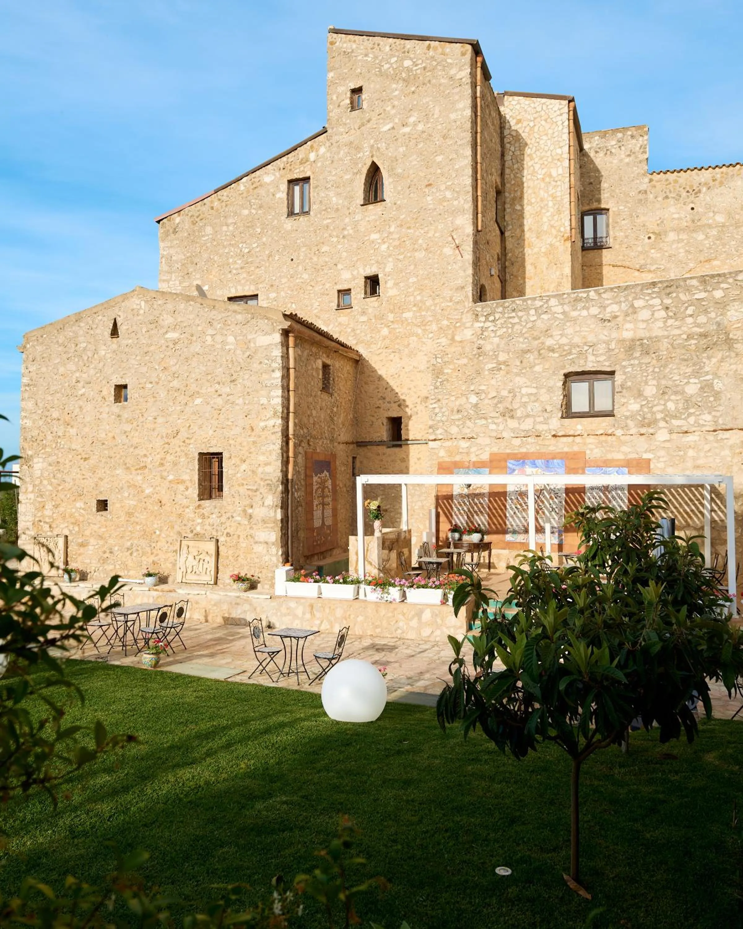 Property building in Villa Vittoria Hotel